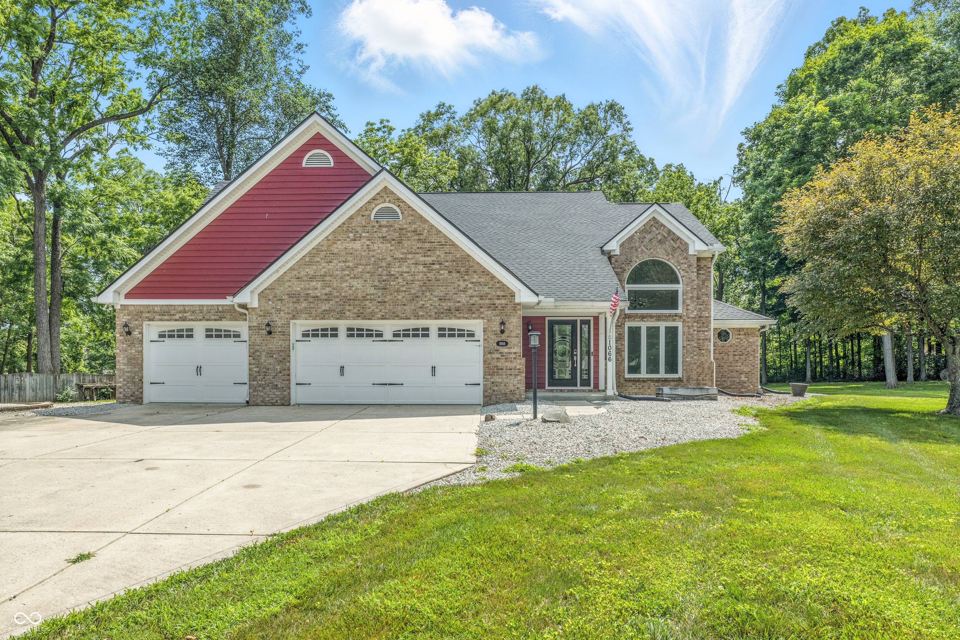 1066 N Dogwood Way