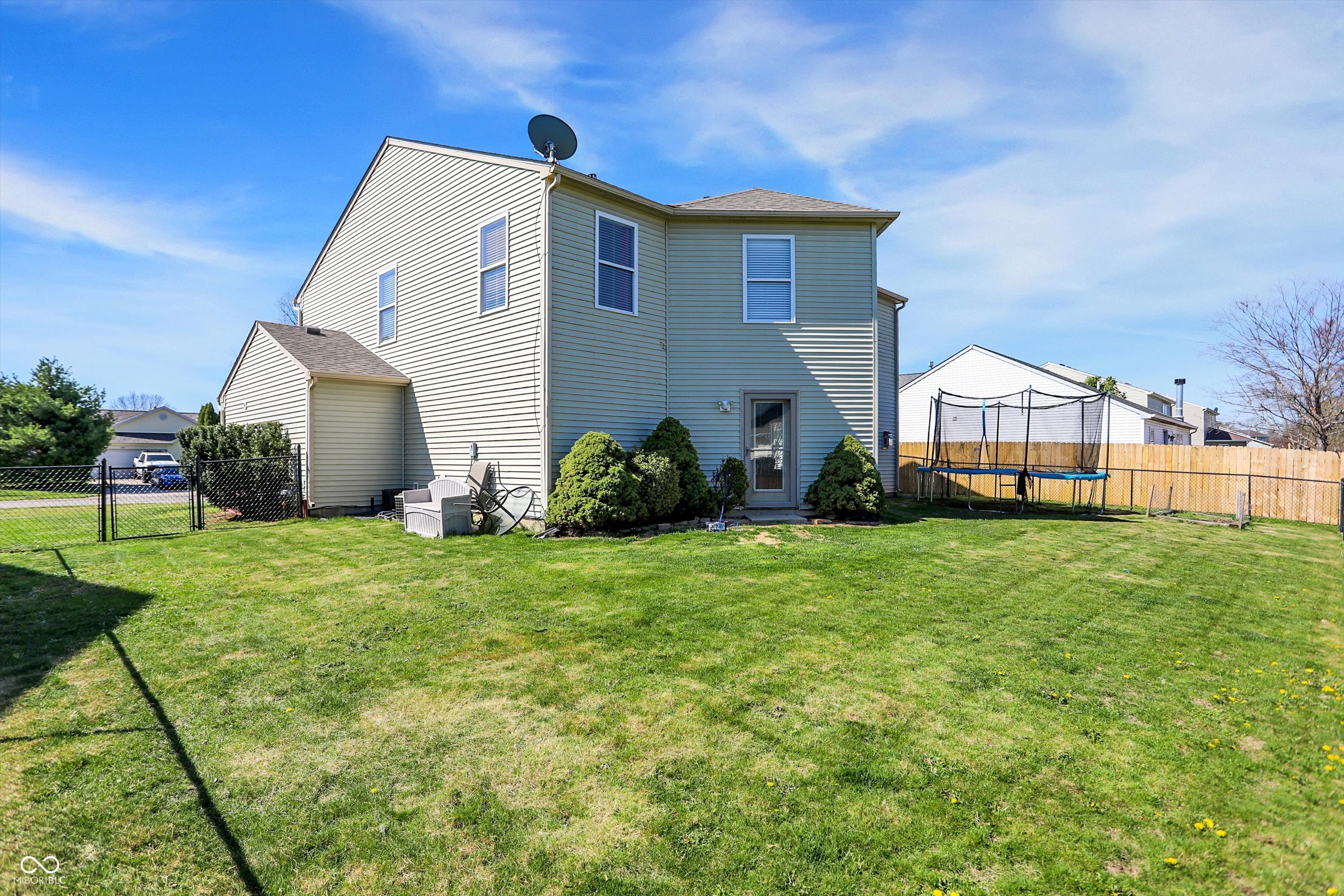 1330 Redwood Drive