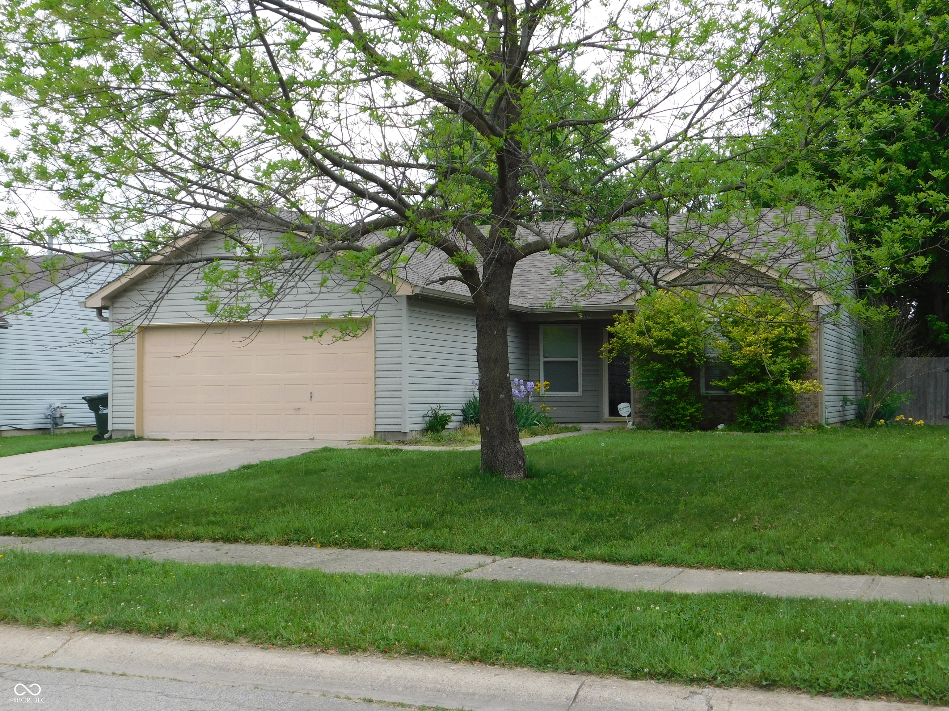 1612 Prairieview Lane