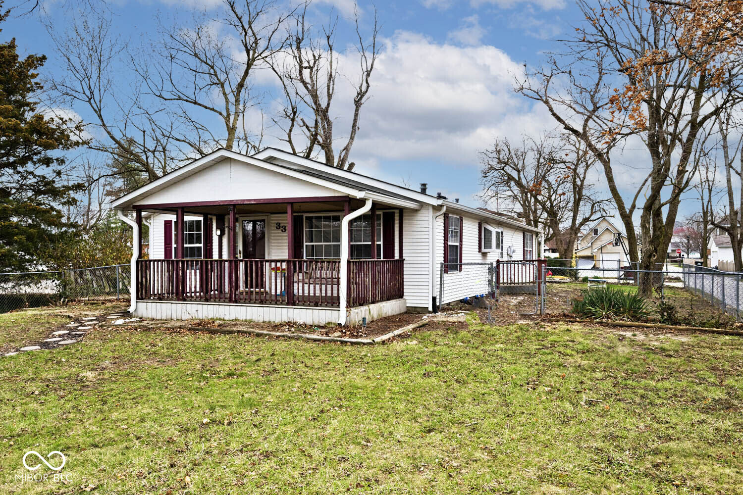 33 W Mill Street