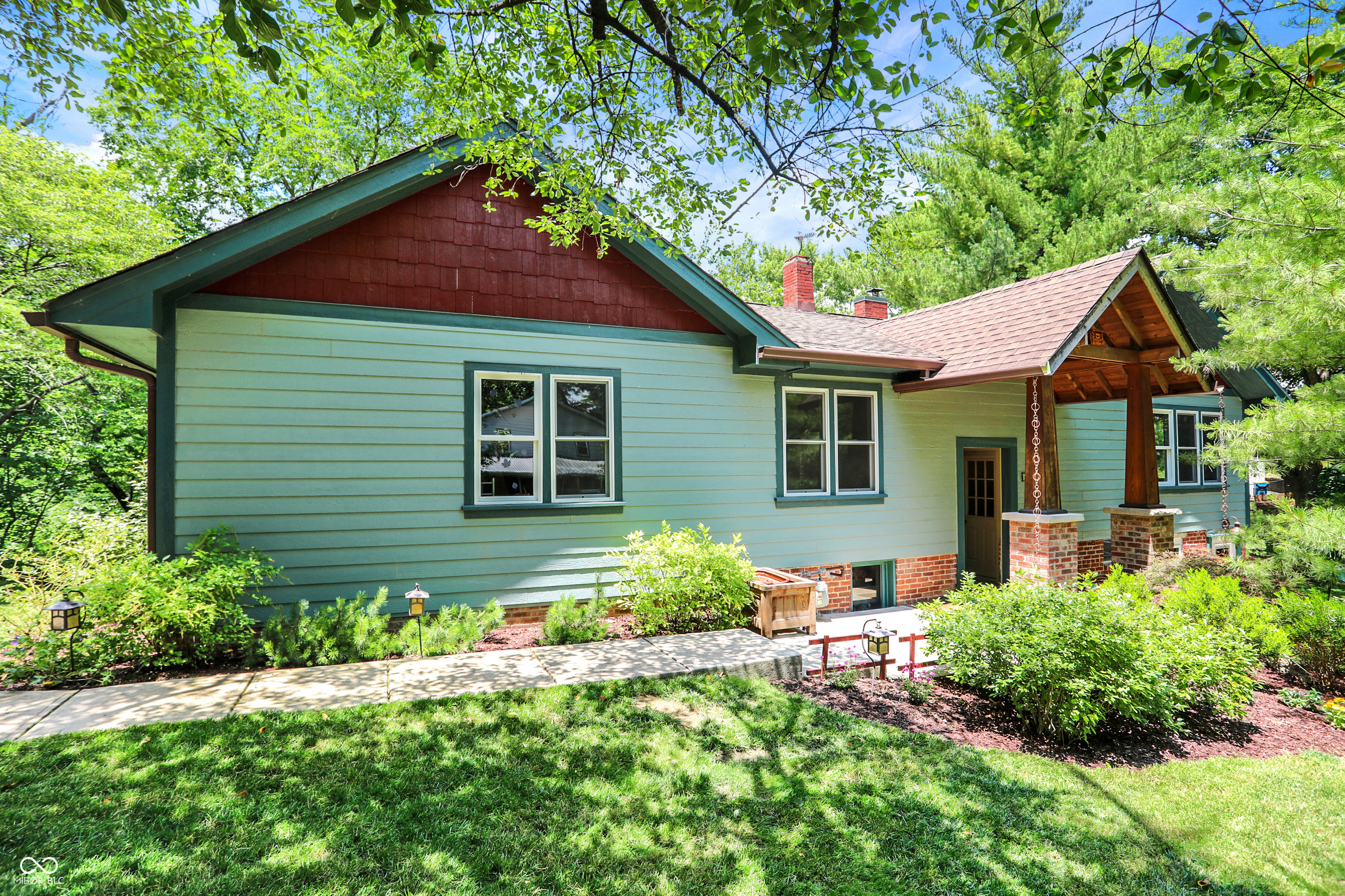 26 Valley Drive