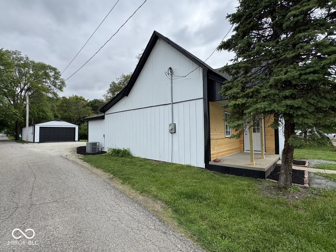 317 W Pierson Street