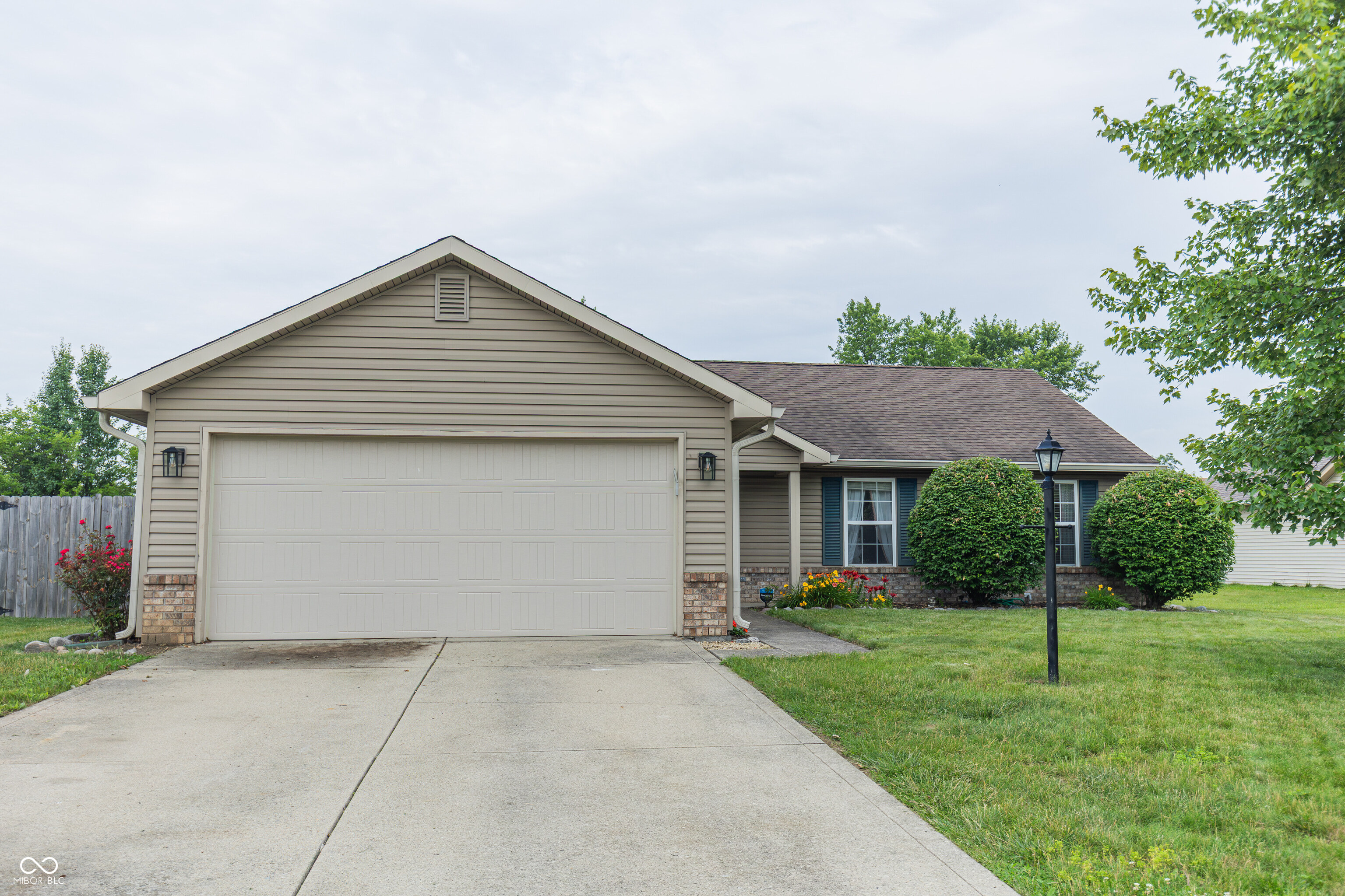 63 Longfellow Lane
