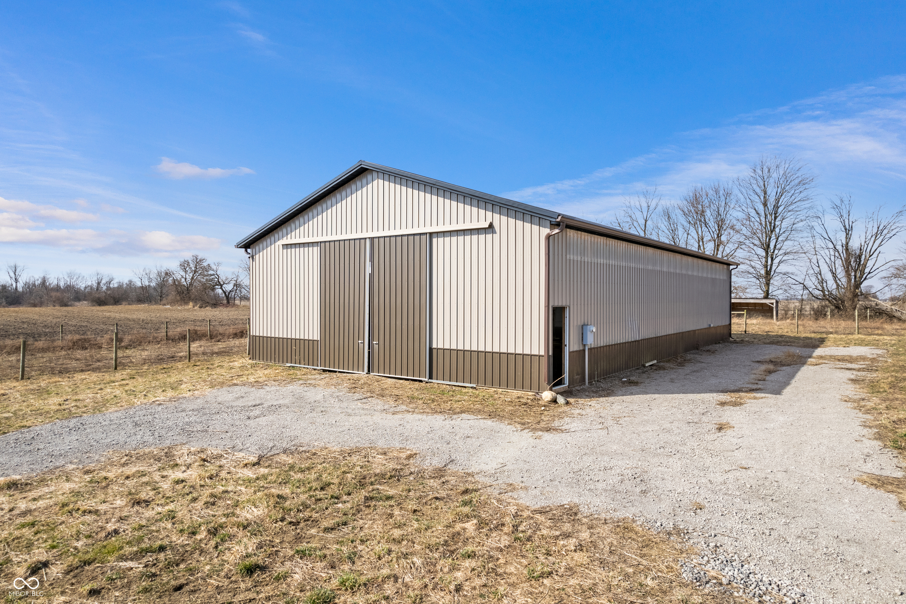 8112 W County Road 1000 N