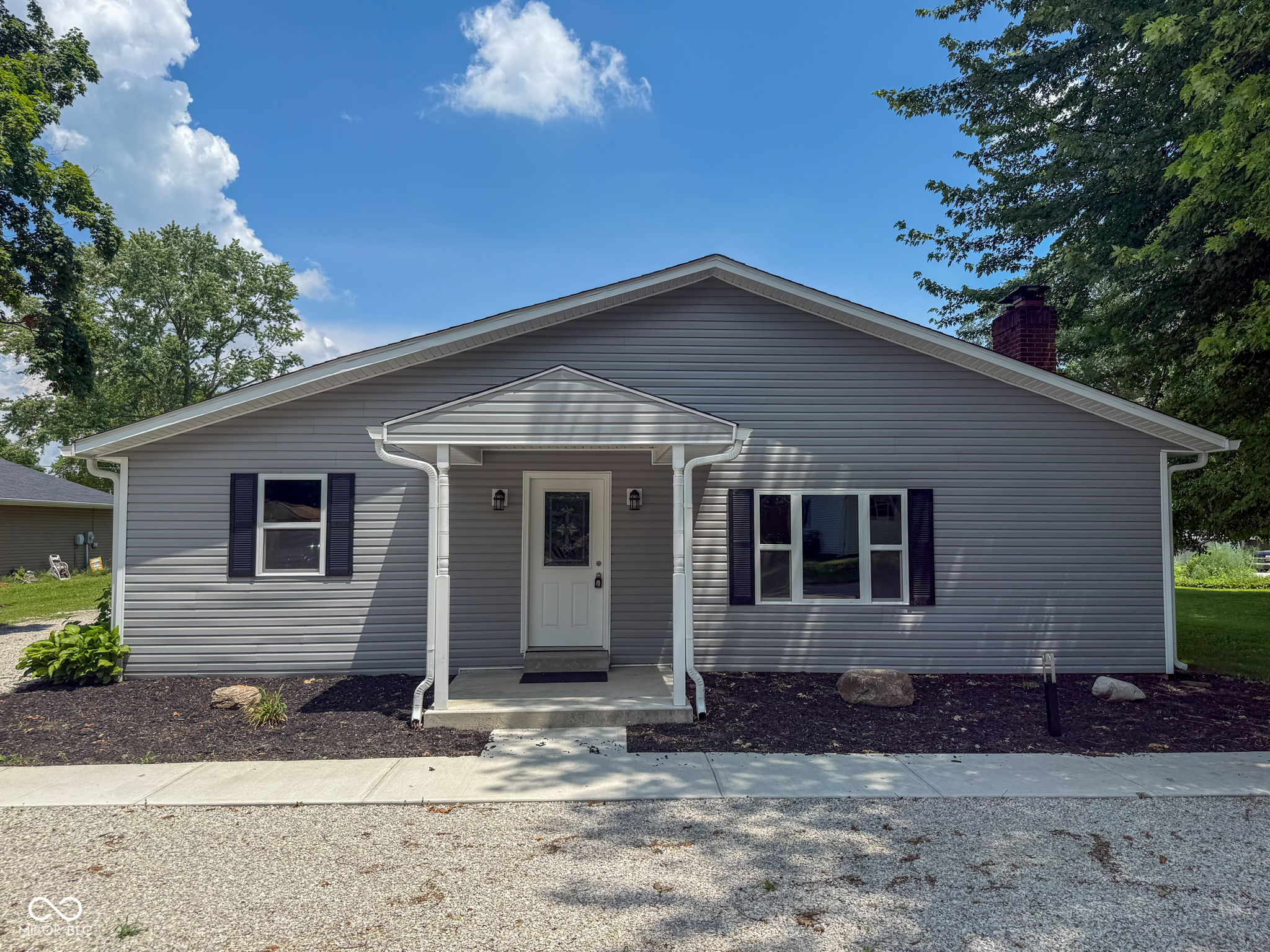 103 N Nebraska Street