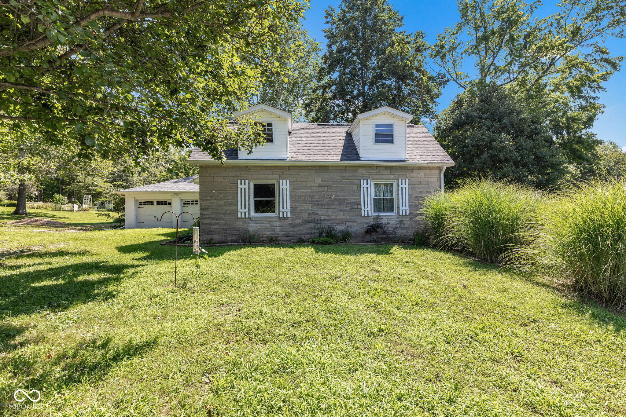 1527 N Washington Street