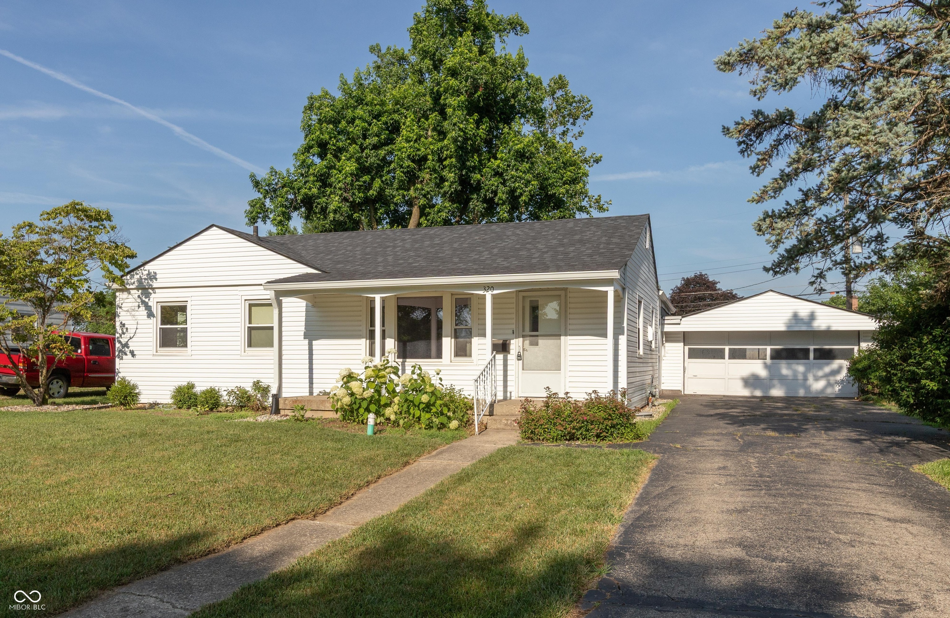 320 S Odell Street