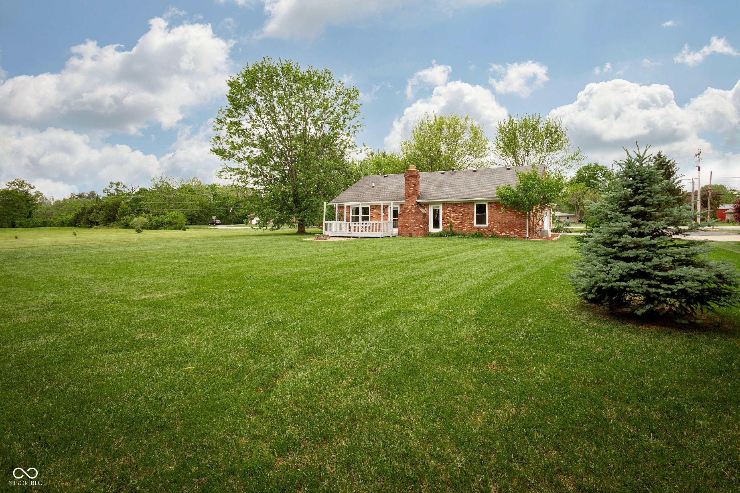 4901 E County Road 100 N