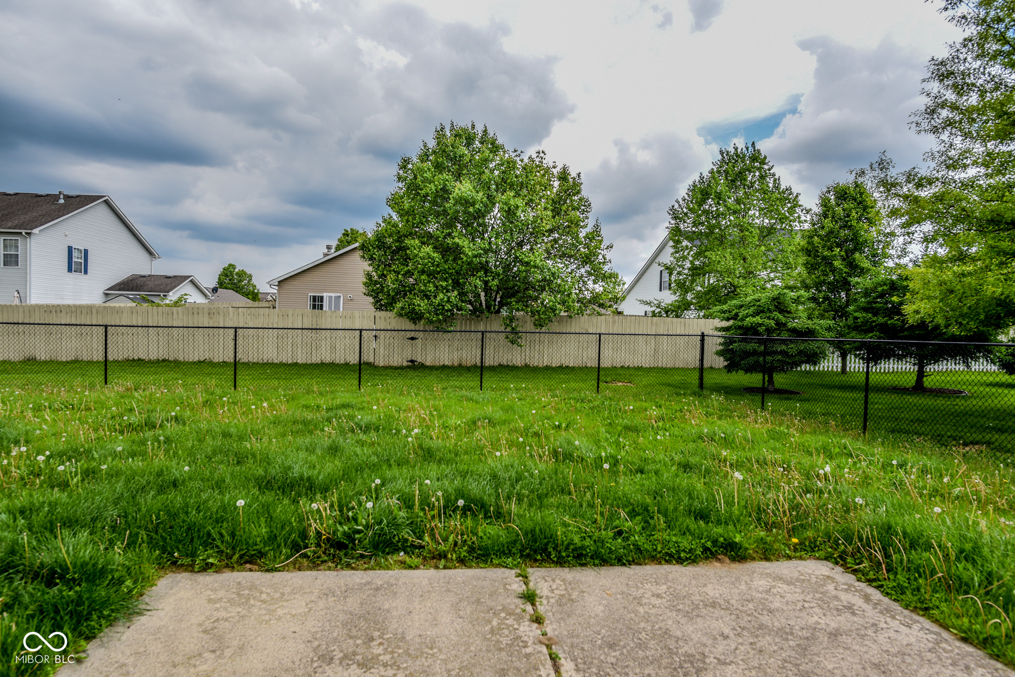 2416 Foxtail Drive
