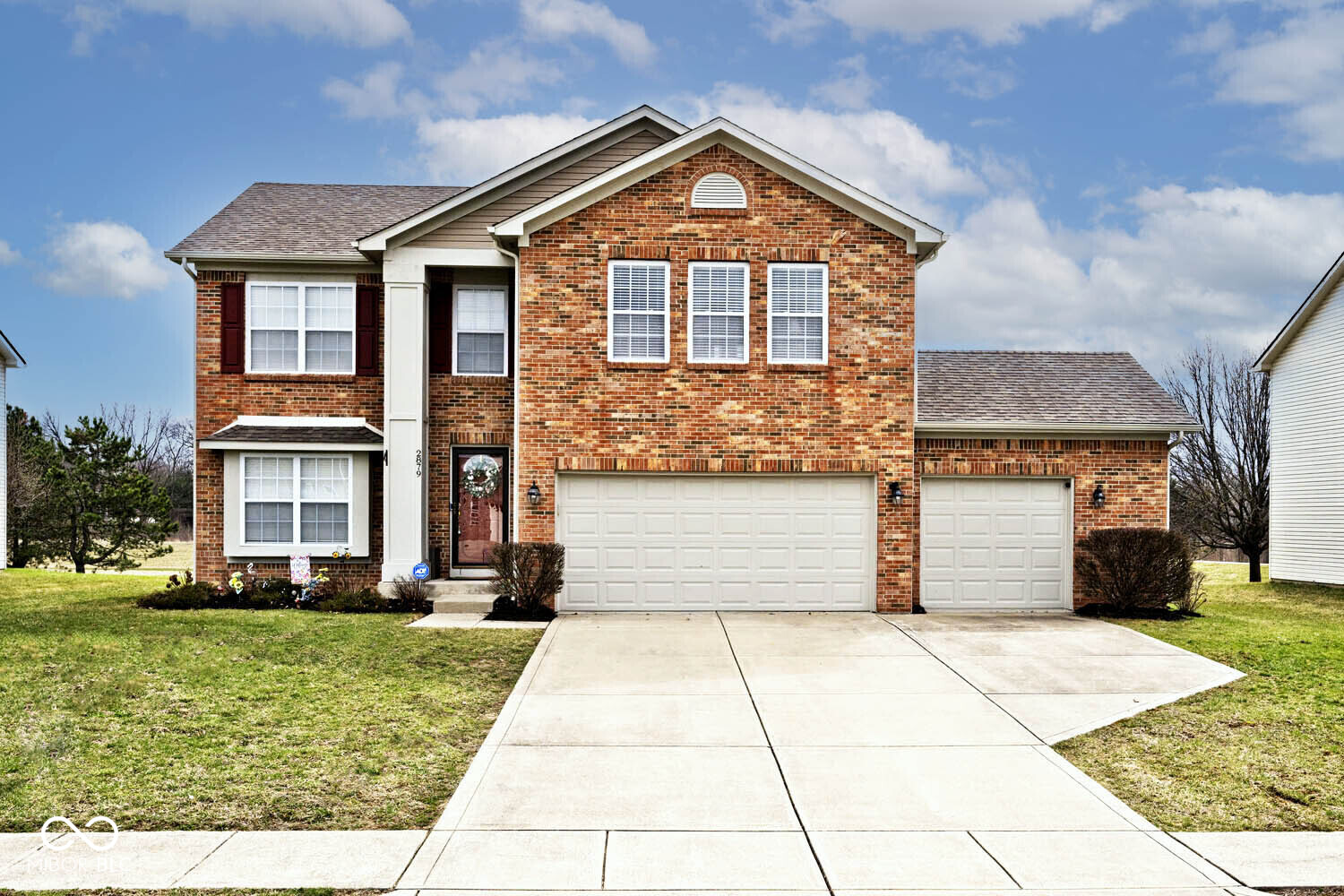 2879 Bluewood Way