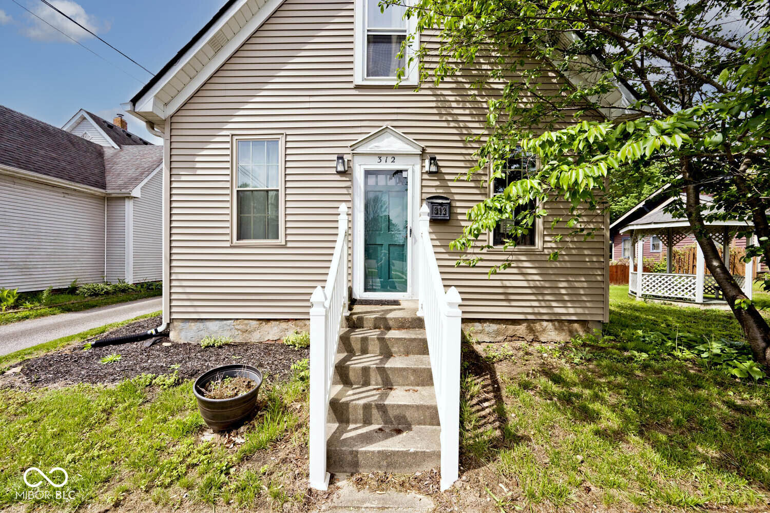 312 S Center Street