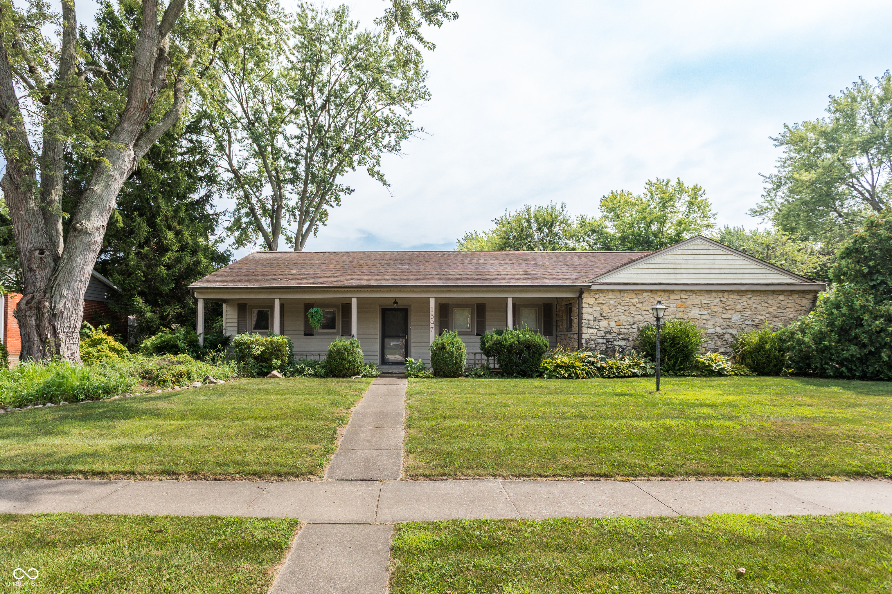 1397 Dallas Drive