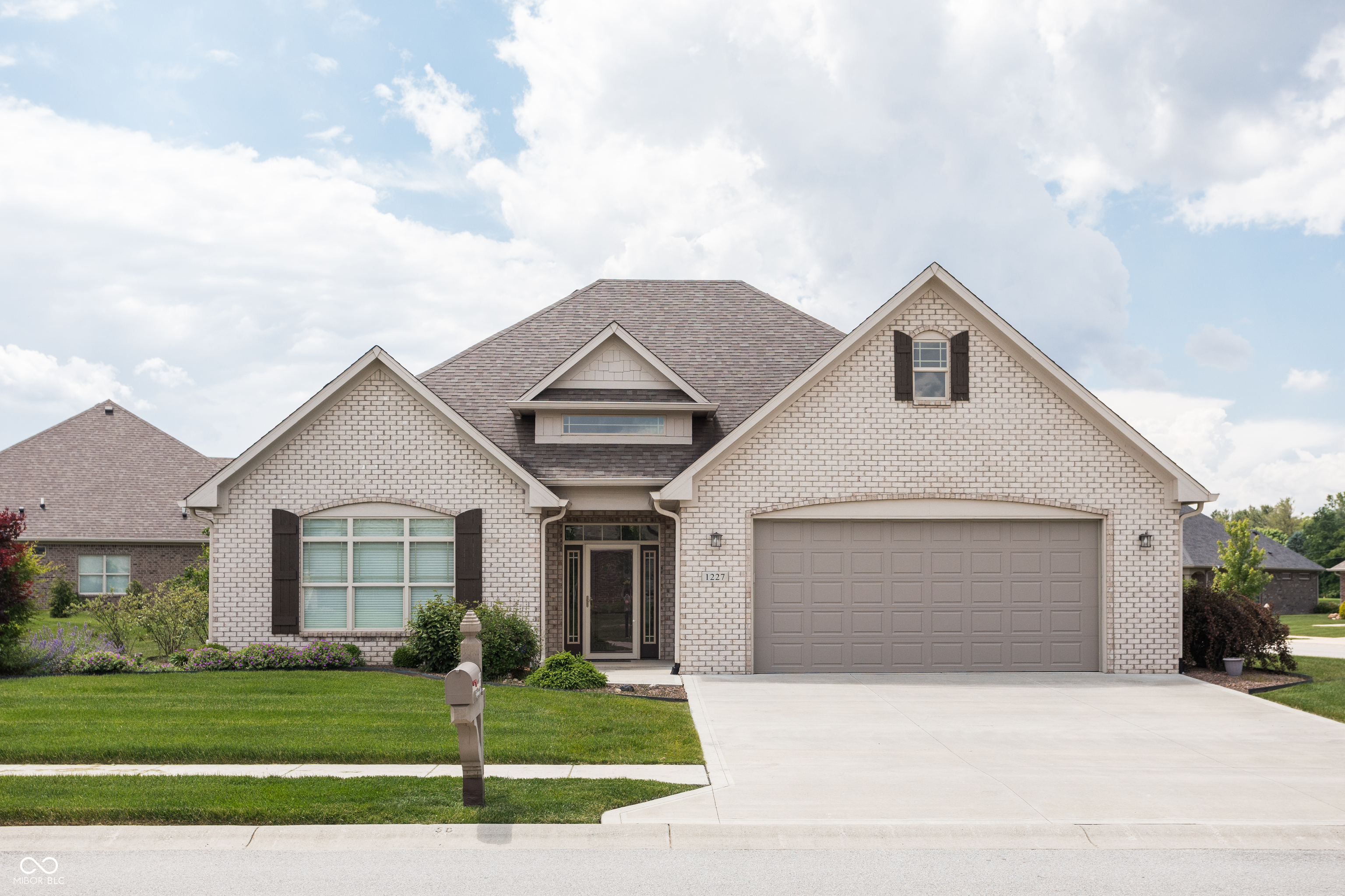 1227 Highbury Drive