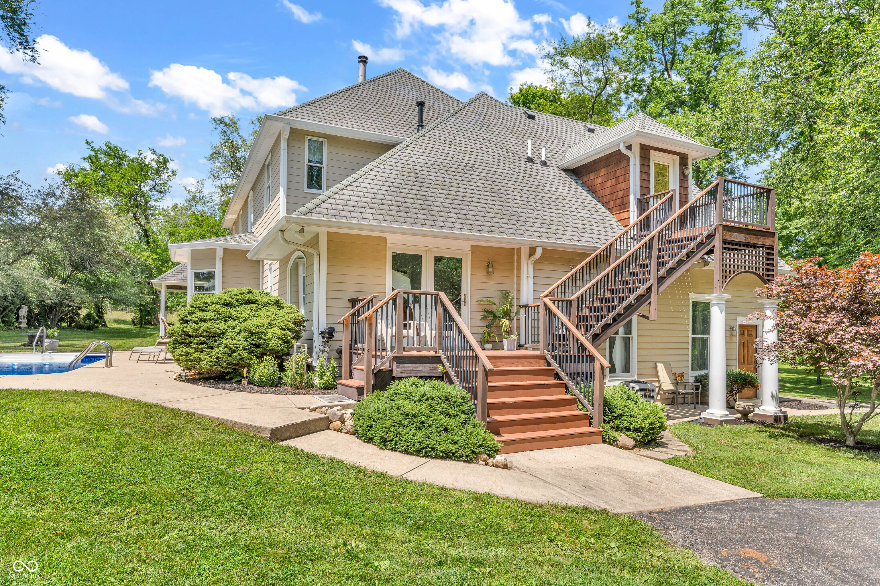 940 S County Road 200 W