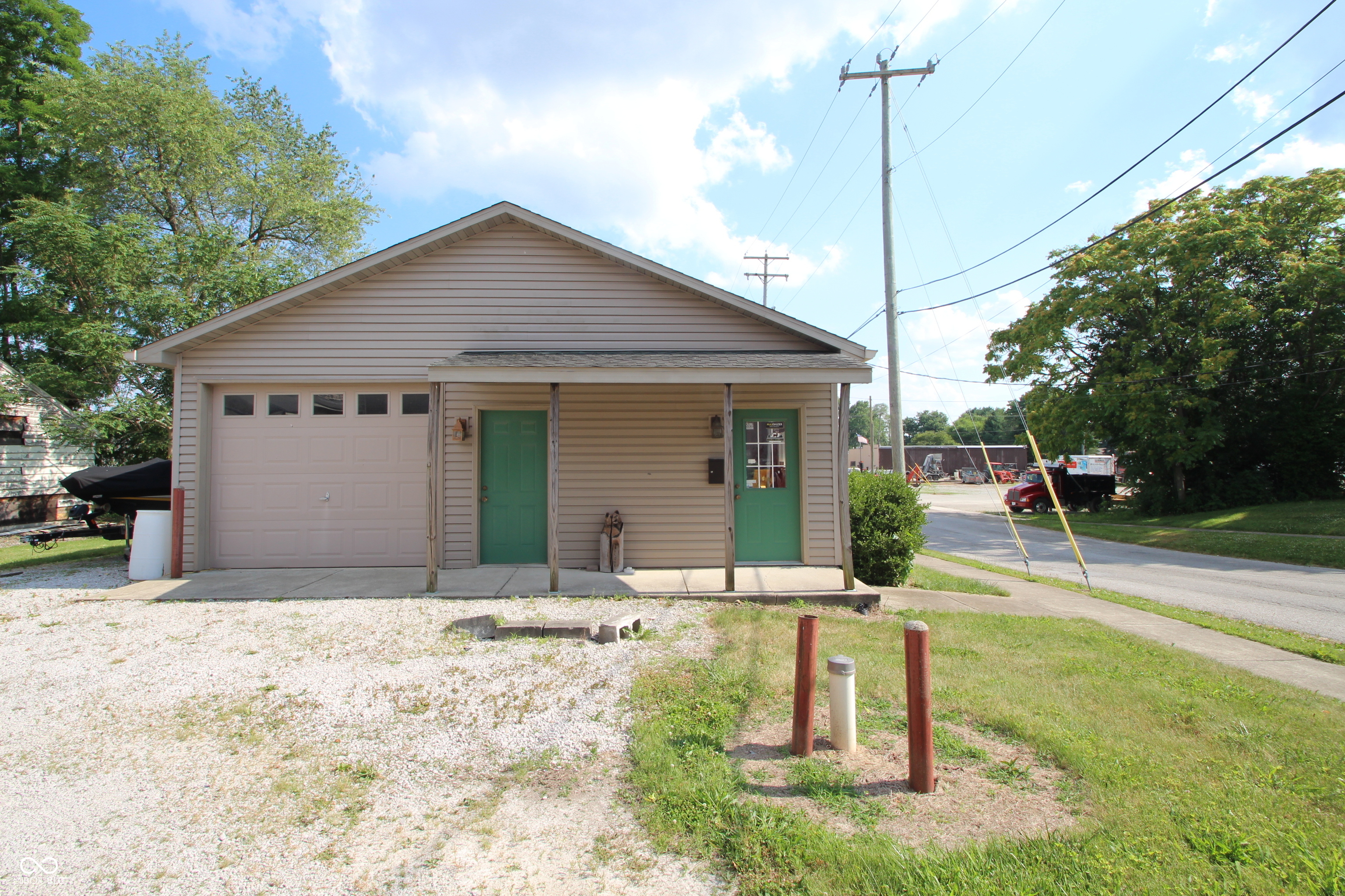 4945 Iowa Street