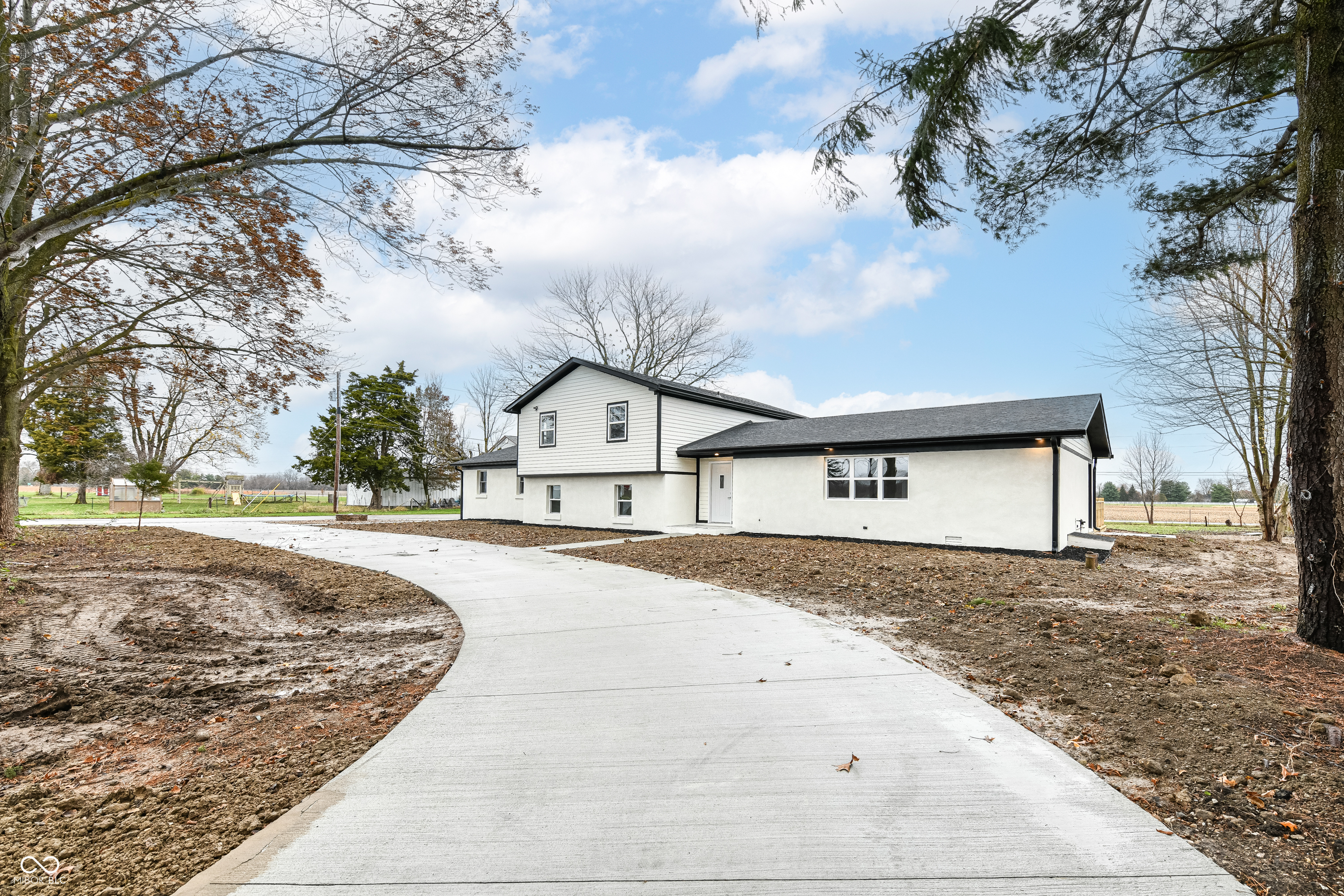 6015 S State Road 75