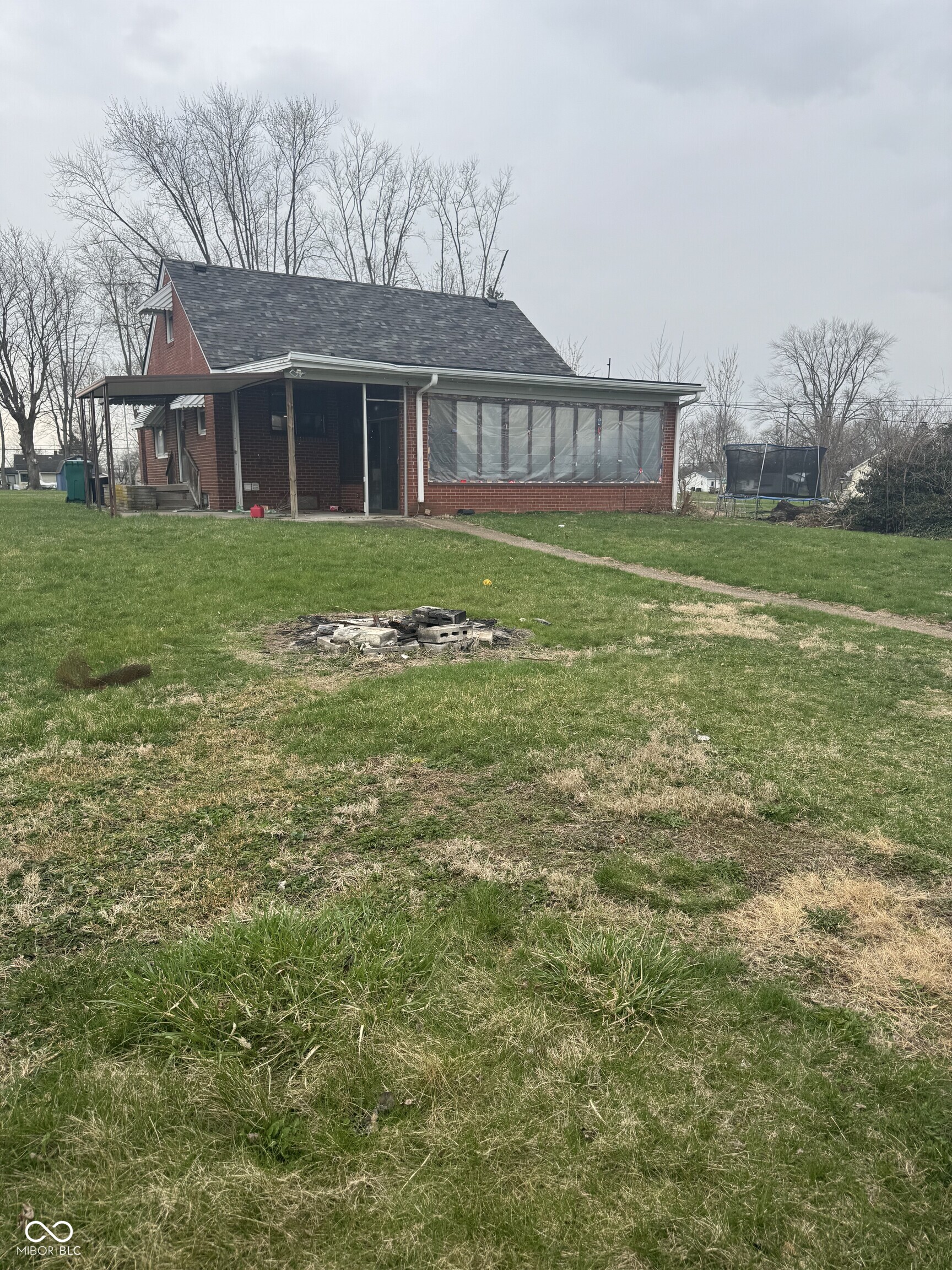 6206 W Us Highway 40