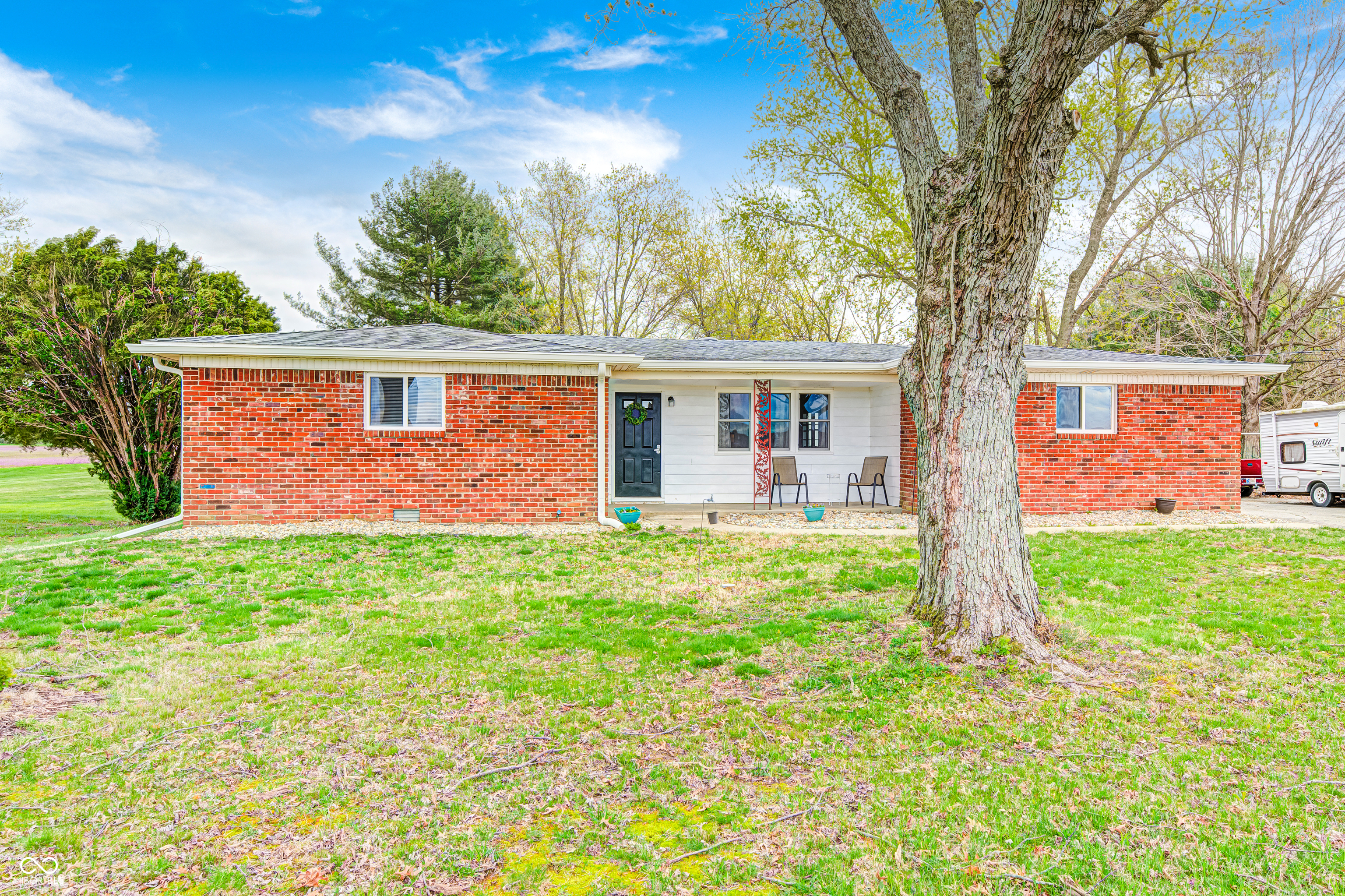 5541 S County Road 150 E