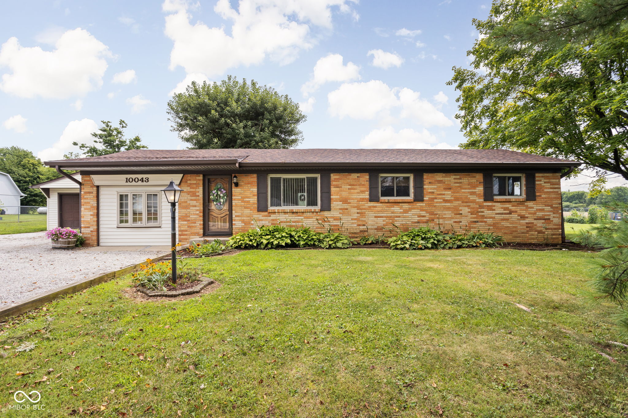 10043 Hodge Road