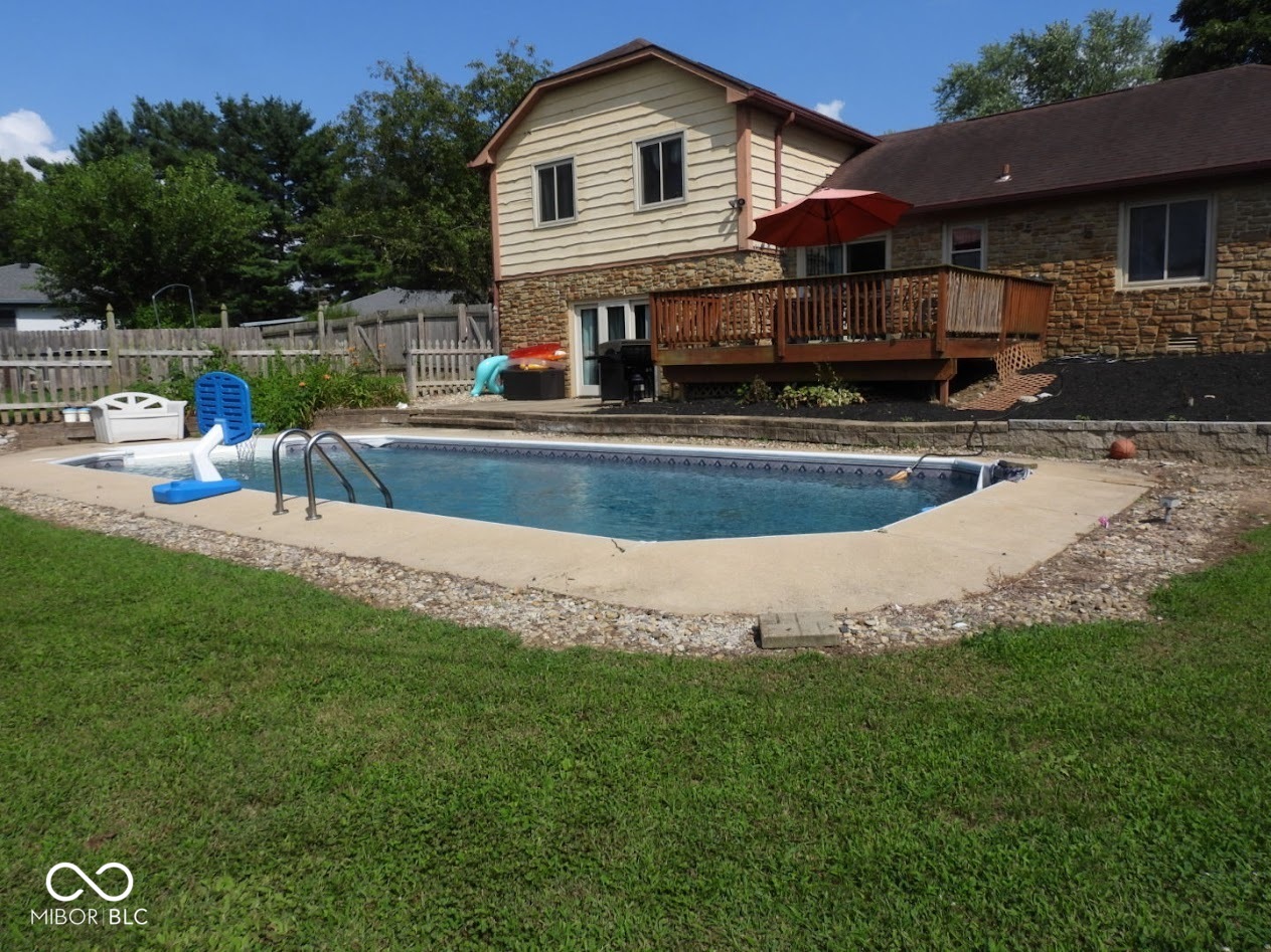5962 Oak Hill W Drive