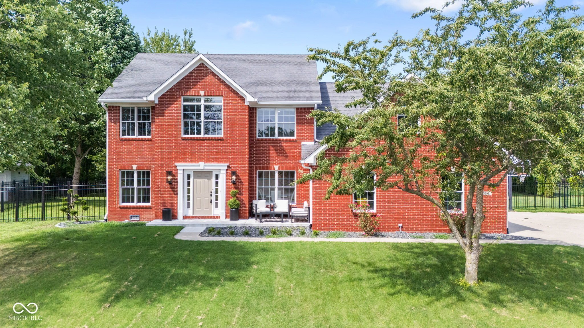 5910 Hickory Woods Drive