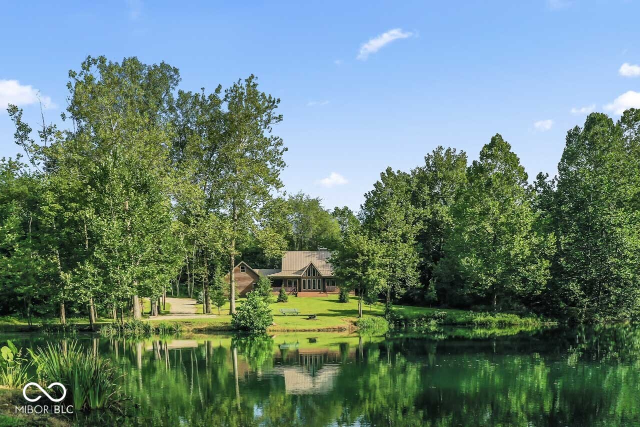 2690 E County Road 200 N