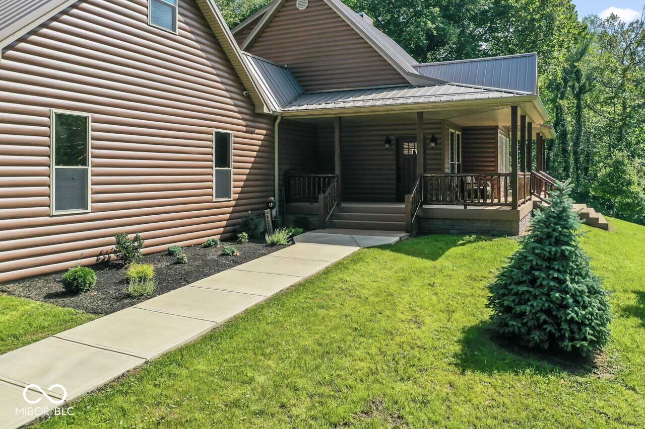 2690 E County Road 200 N