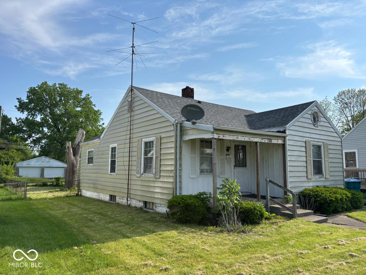 2410 Walnut Street