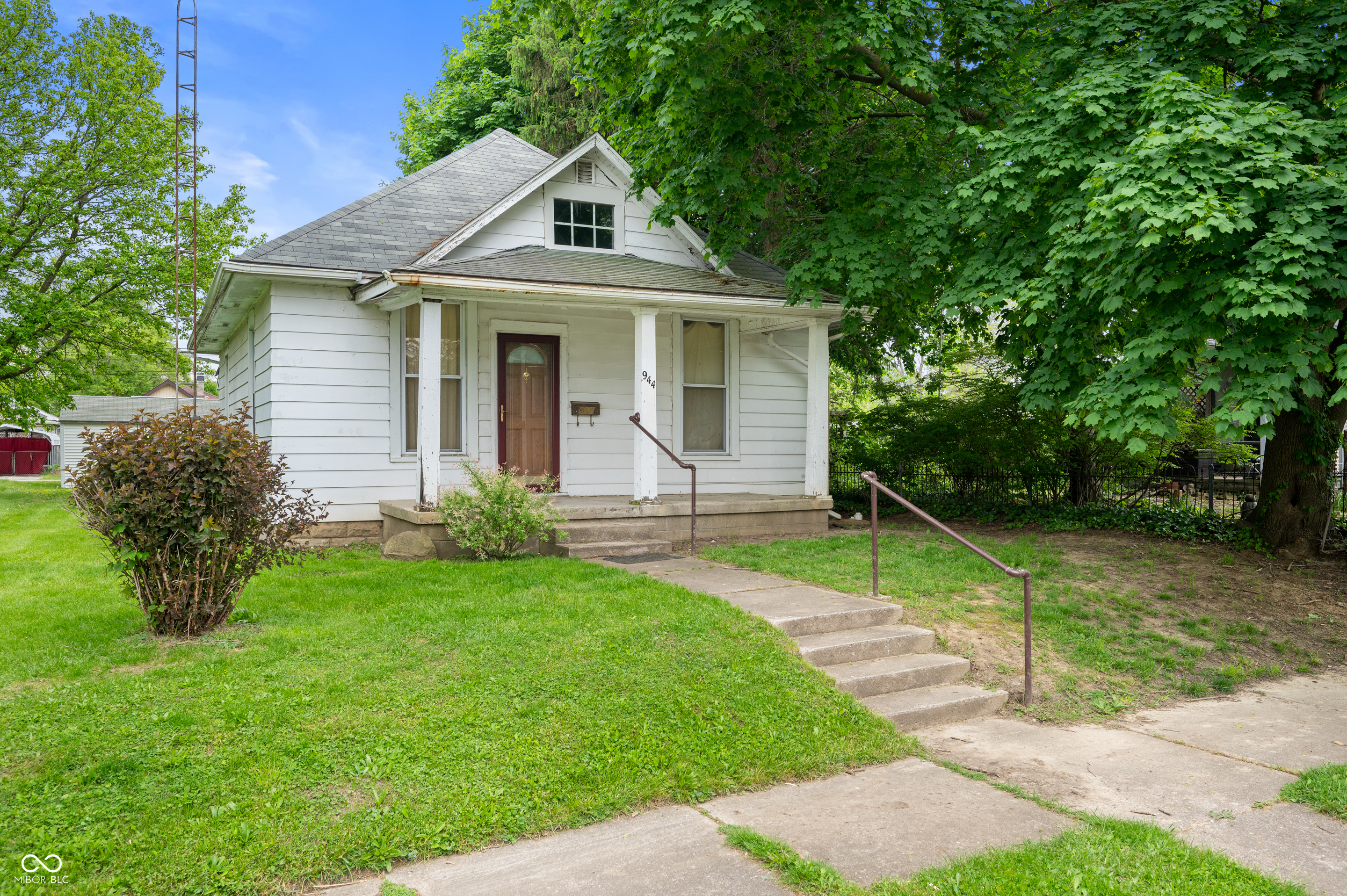 944 S 21st Street