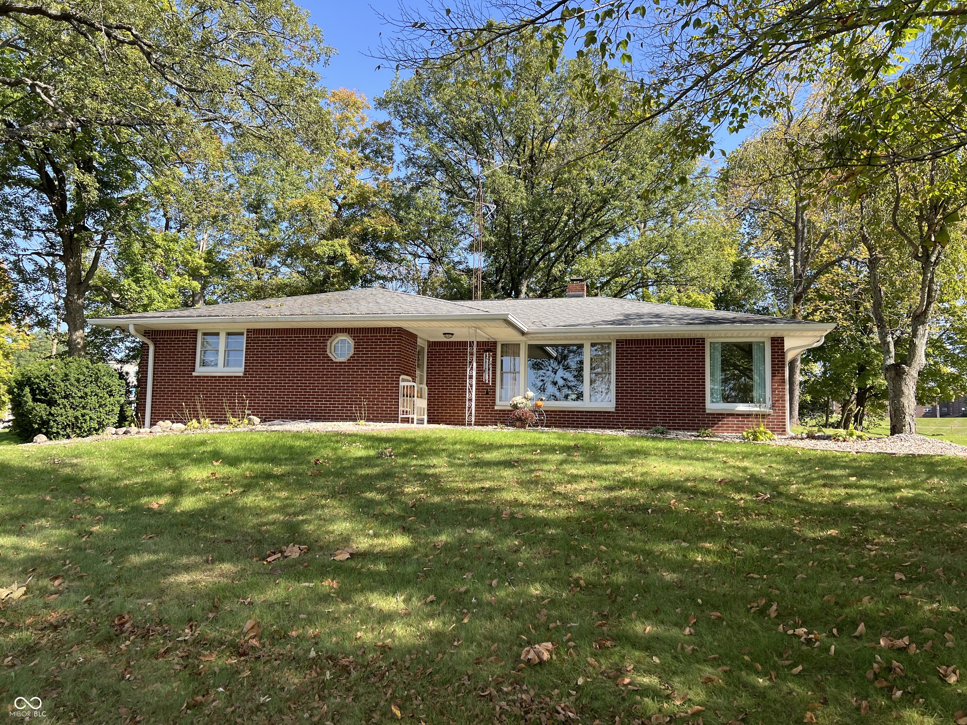 2800 Meadowbrook Drive