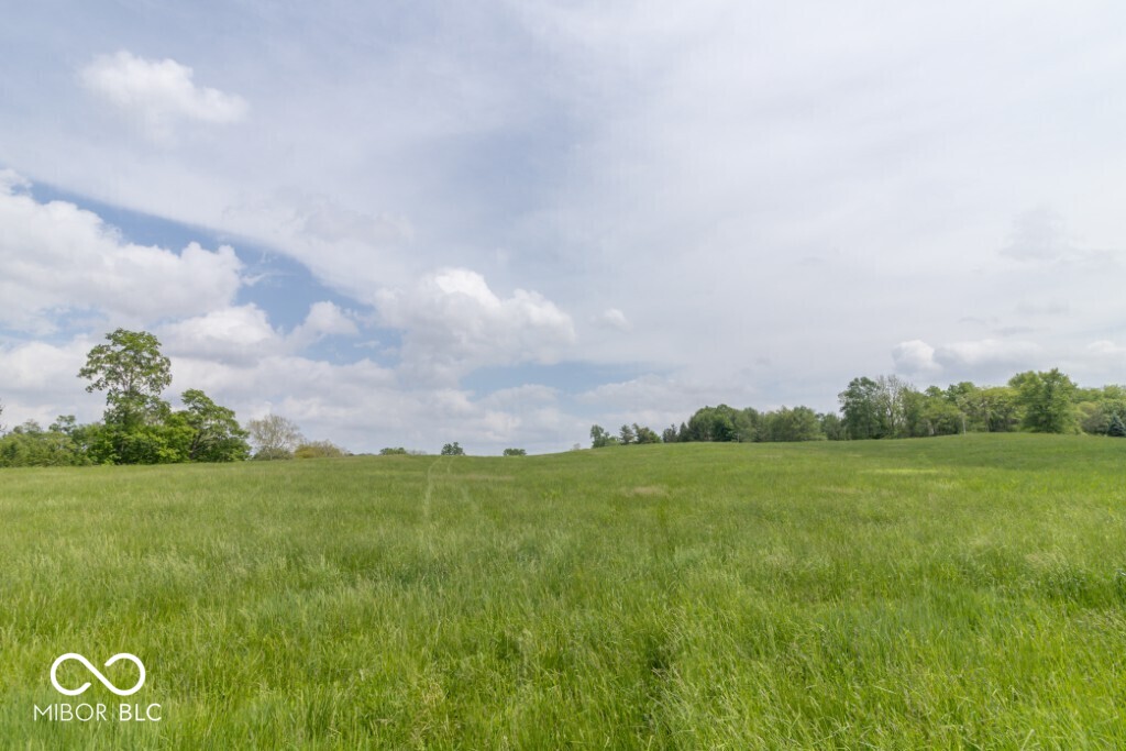 ***2 Meadowbrook Drive