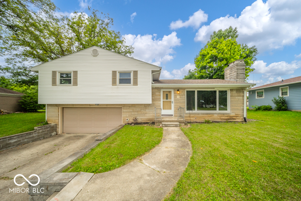 1234 Forest Drive