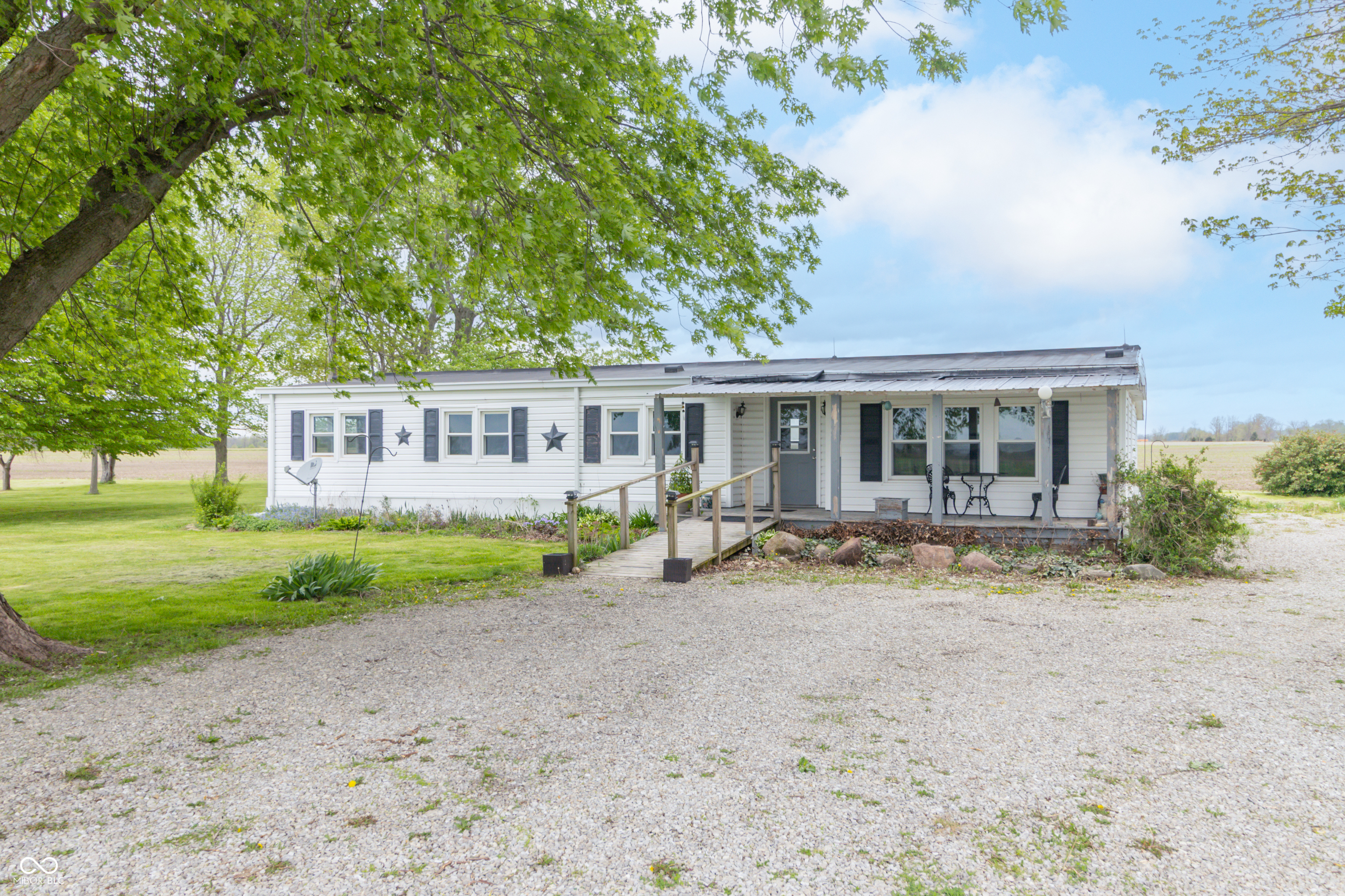 10486 W County Road 800 S