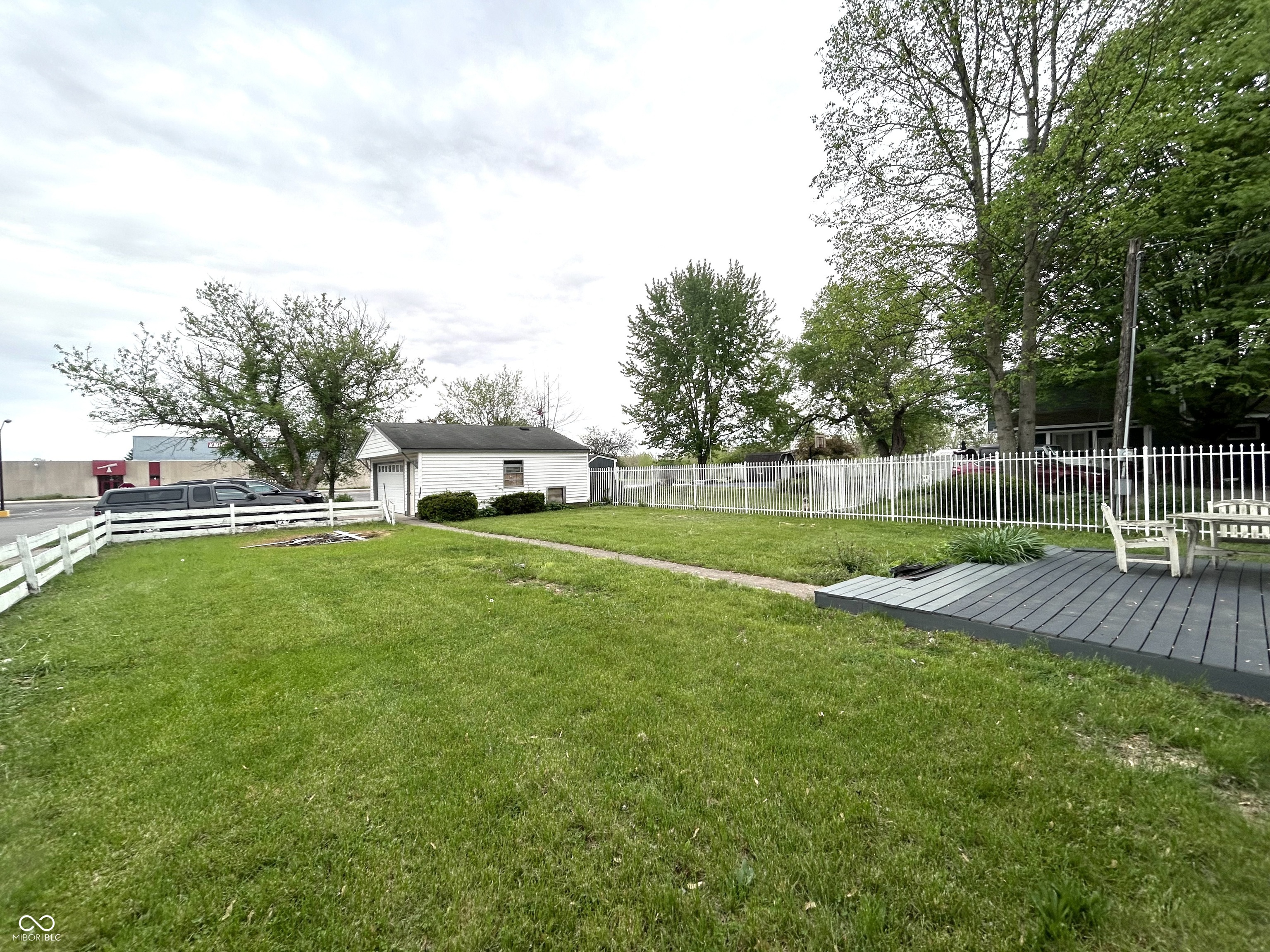 602 E North Street