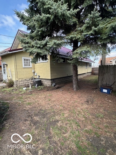 127 W Elm Street