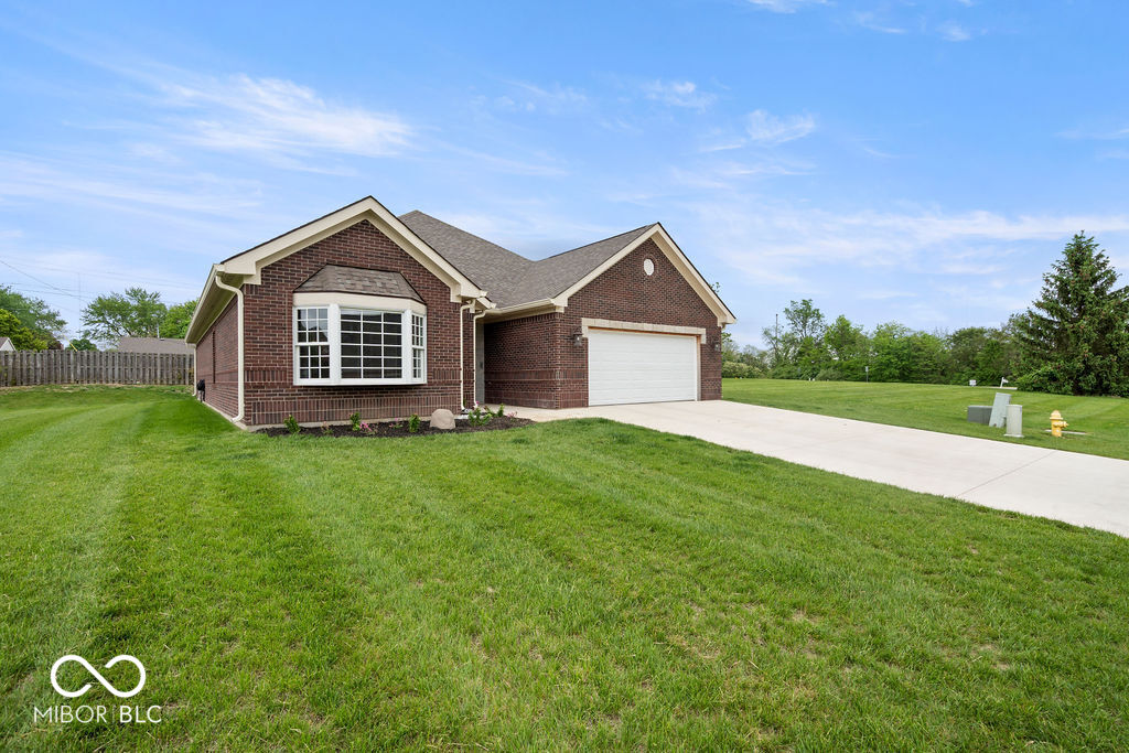 2502 Chrystal Woods Drive