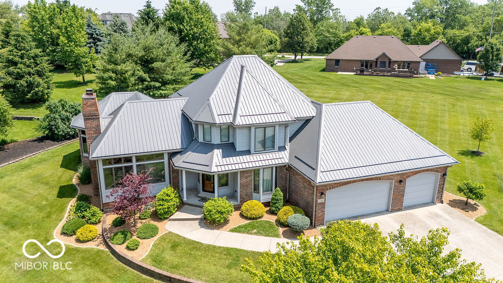 4416 Lakeshore Drive