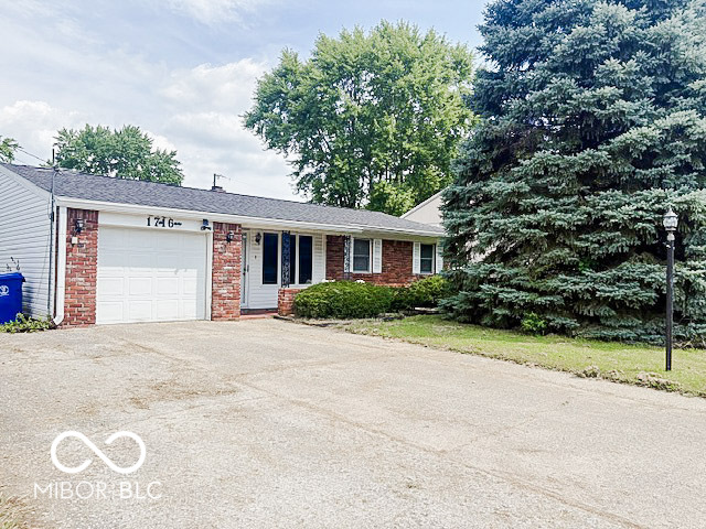 1716 Oakhill Road