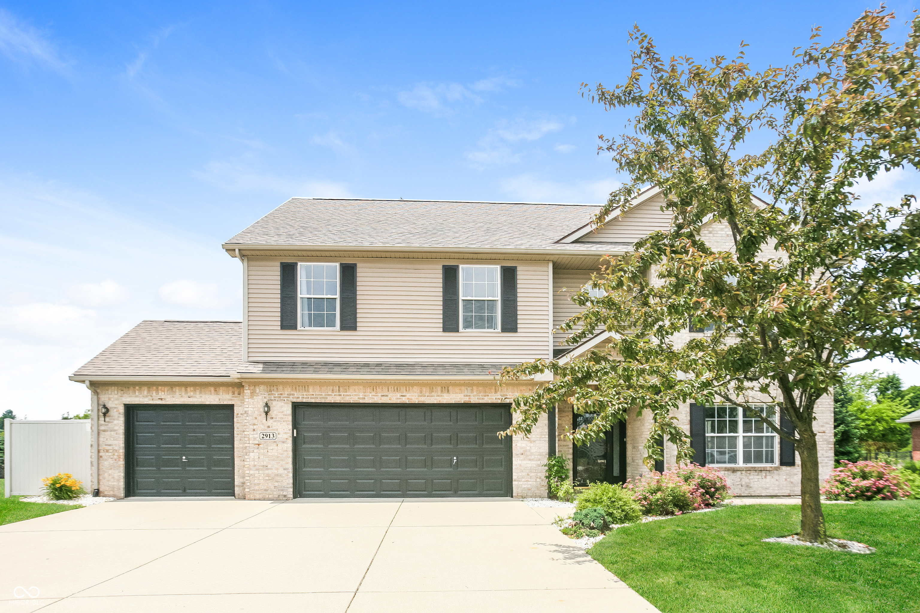 2913 Mayor Drive