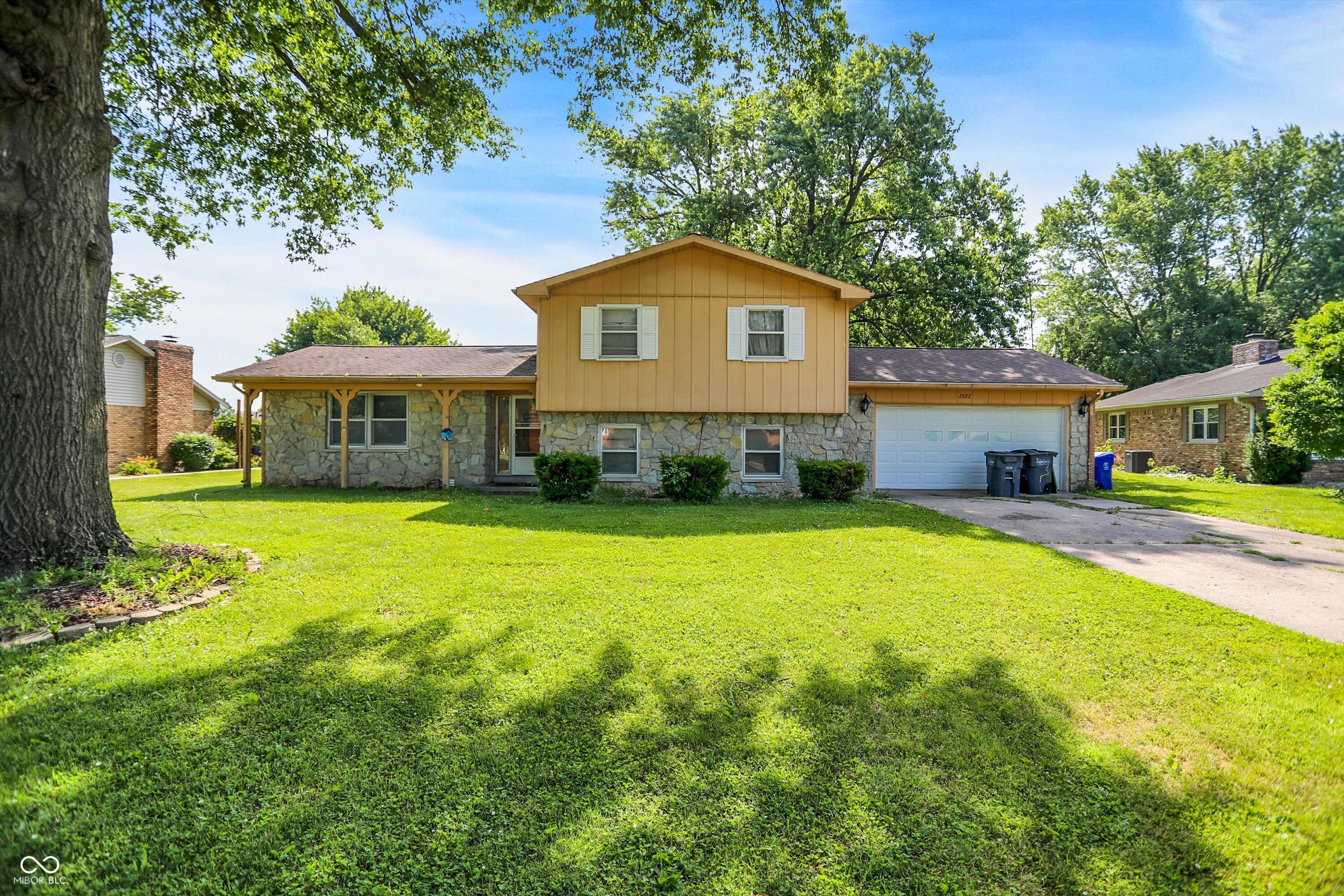 2922 Bagley W Drive