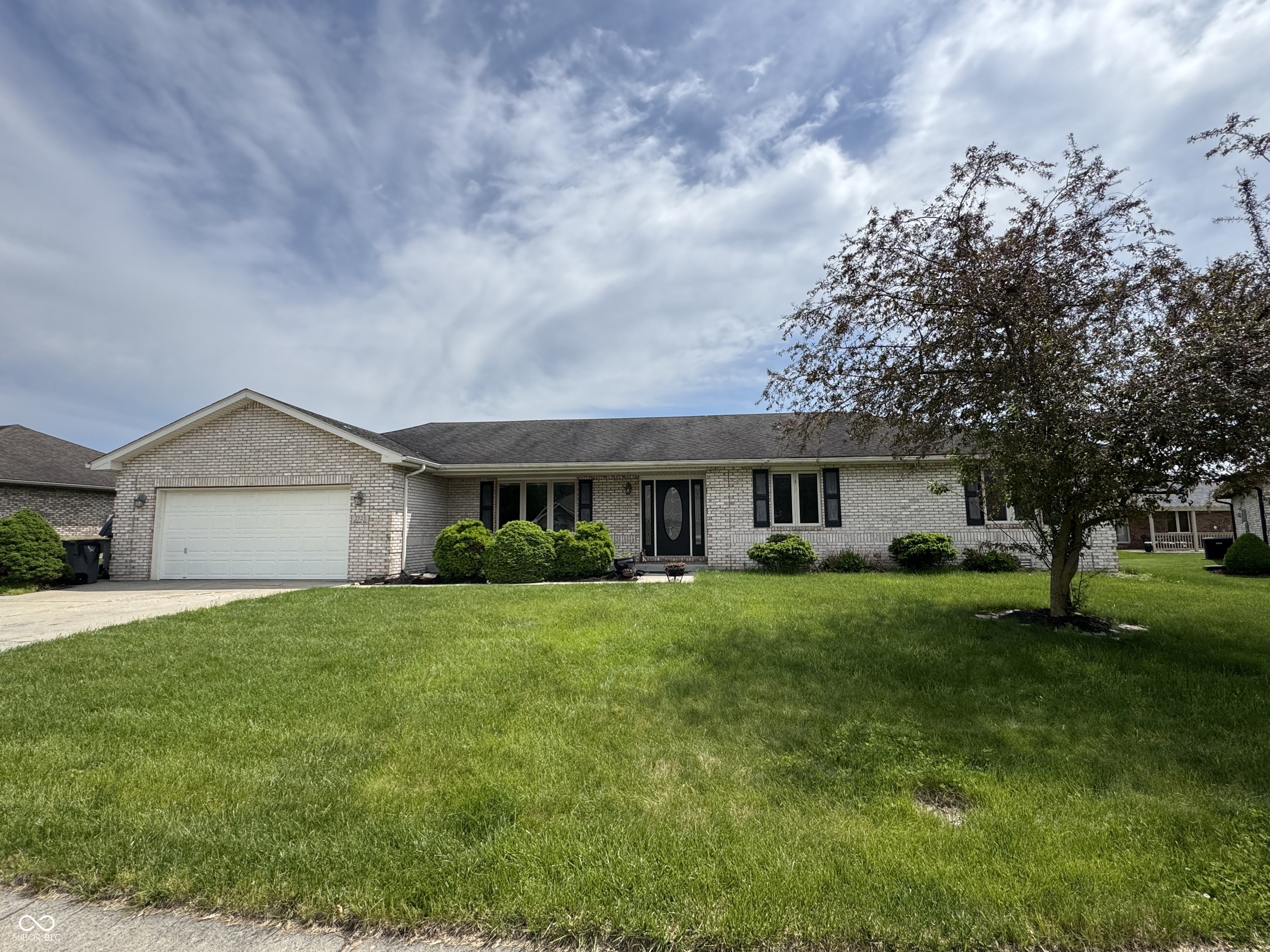 2725 Falcon Court