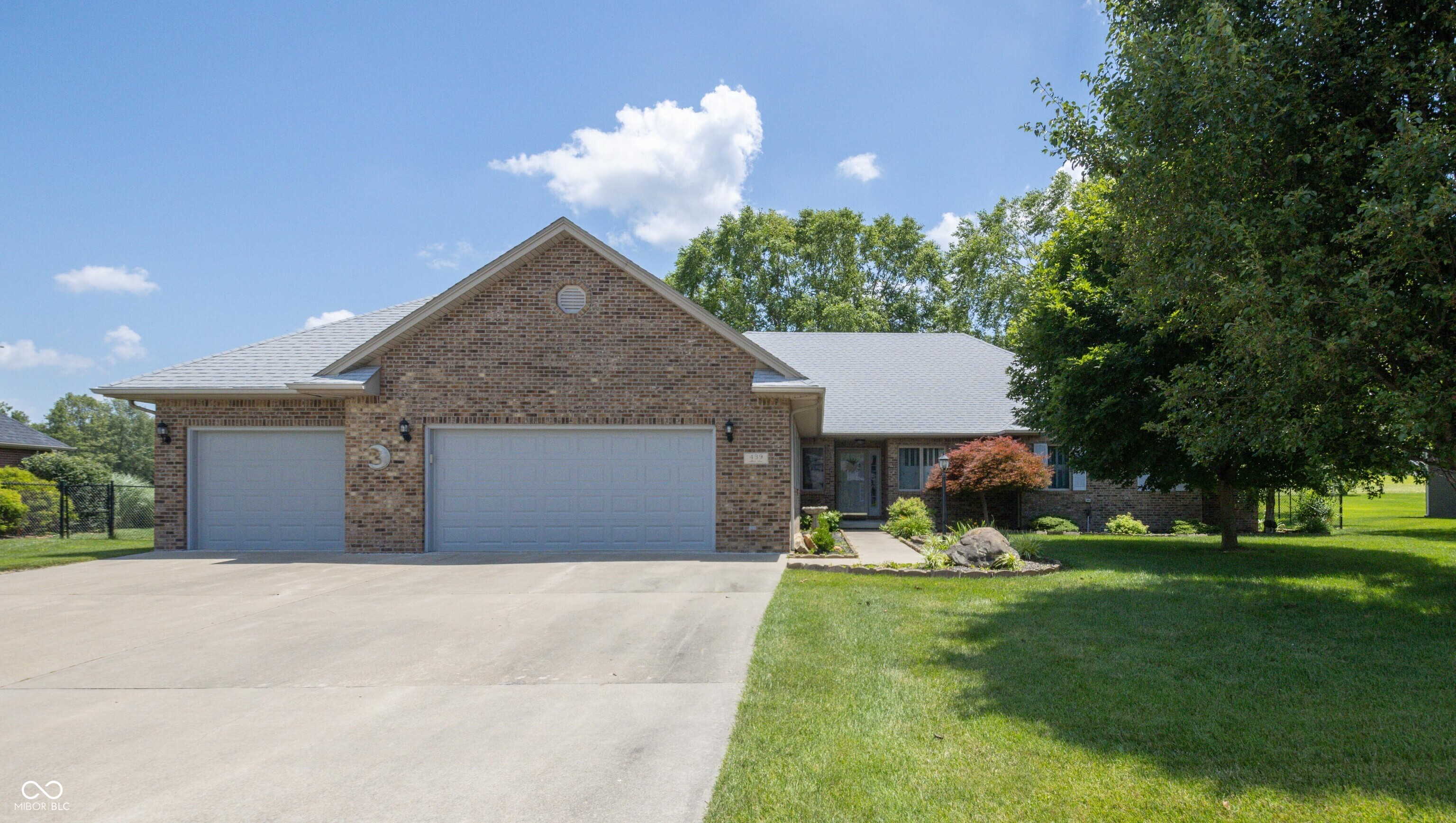 439 Alisa Avenue