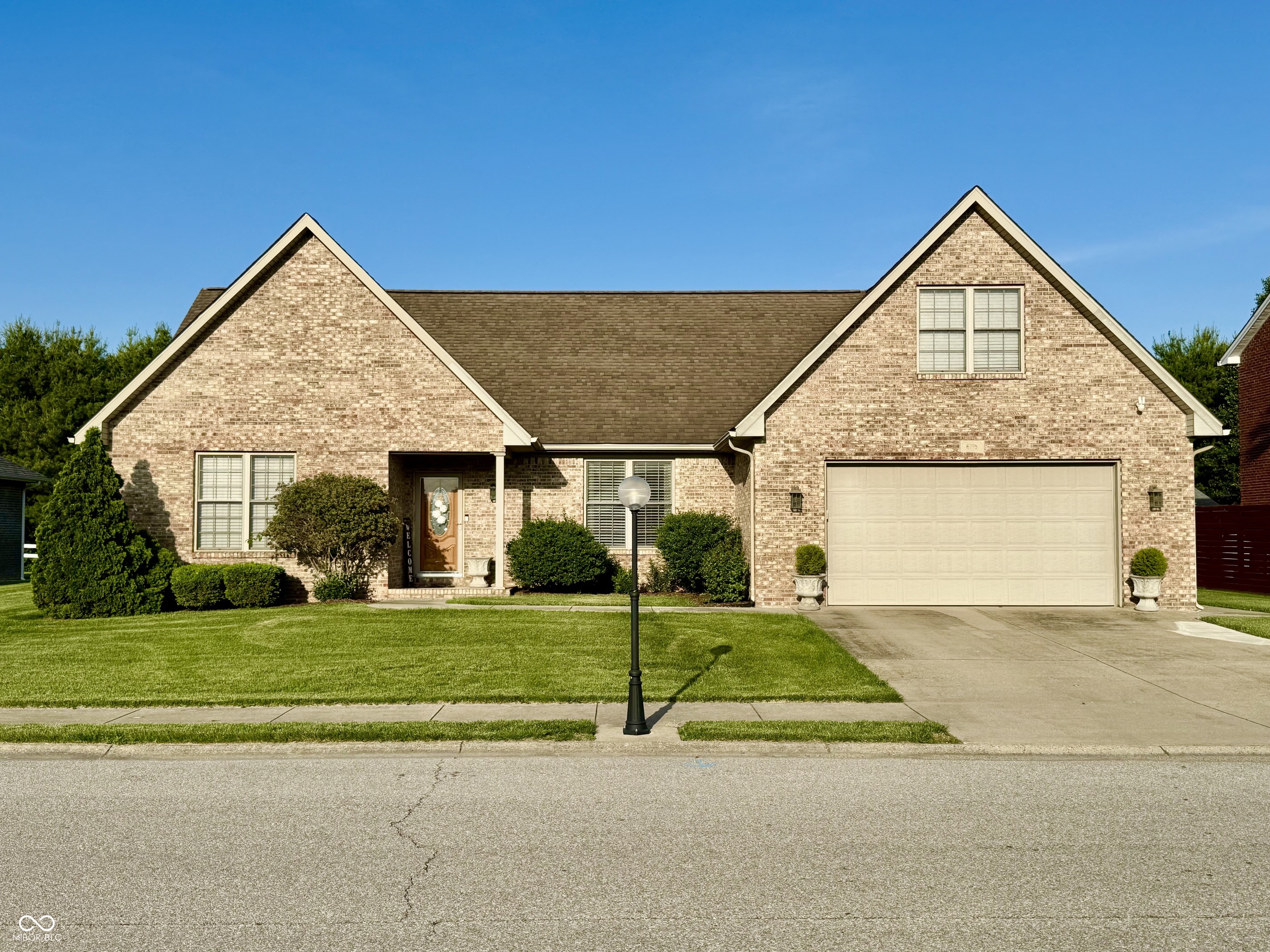 6998 Meredith Drive