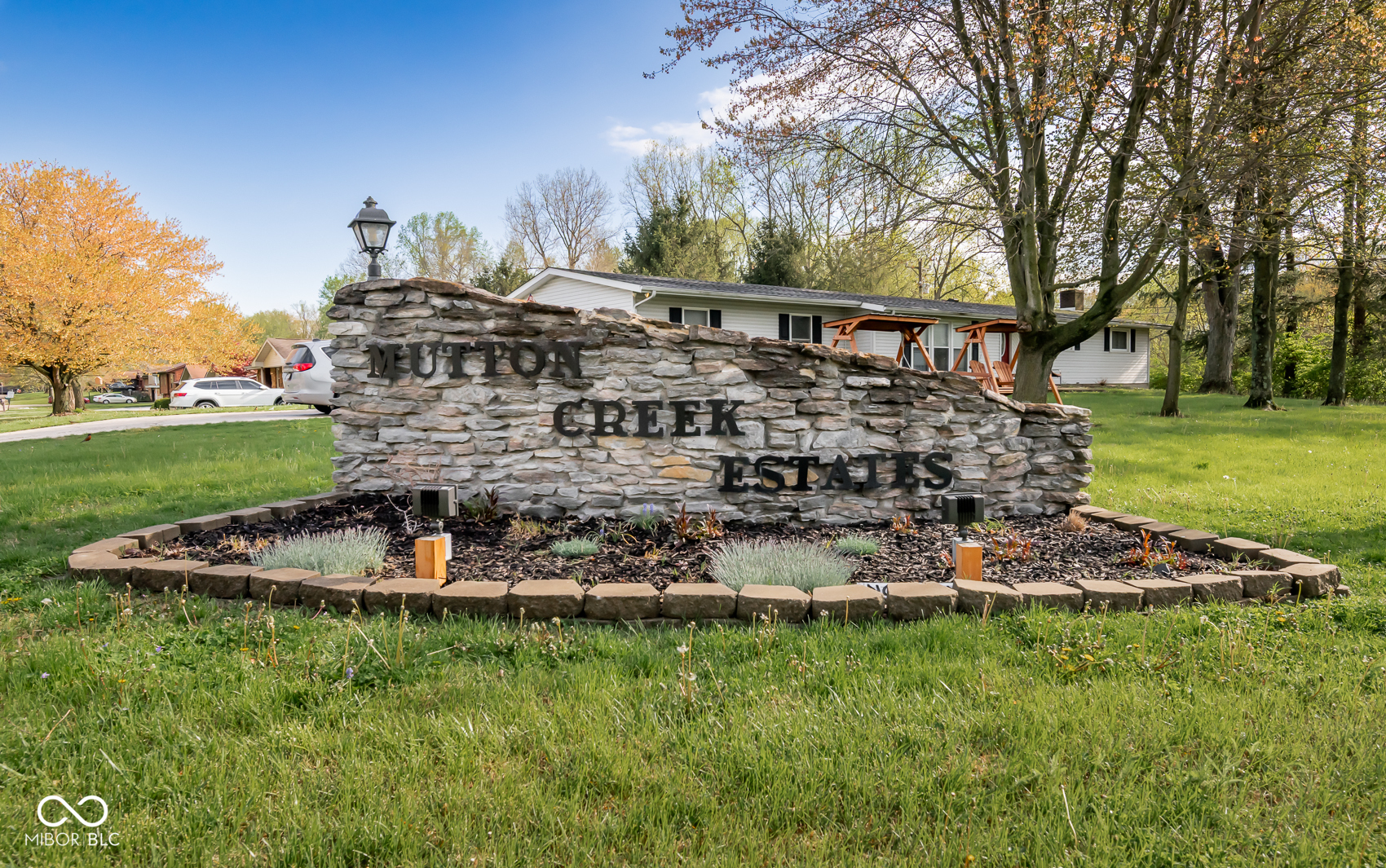 2863 Whitney Way