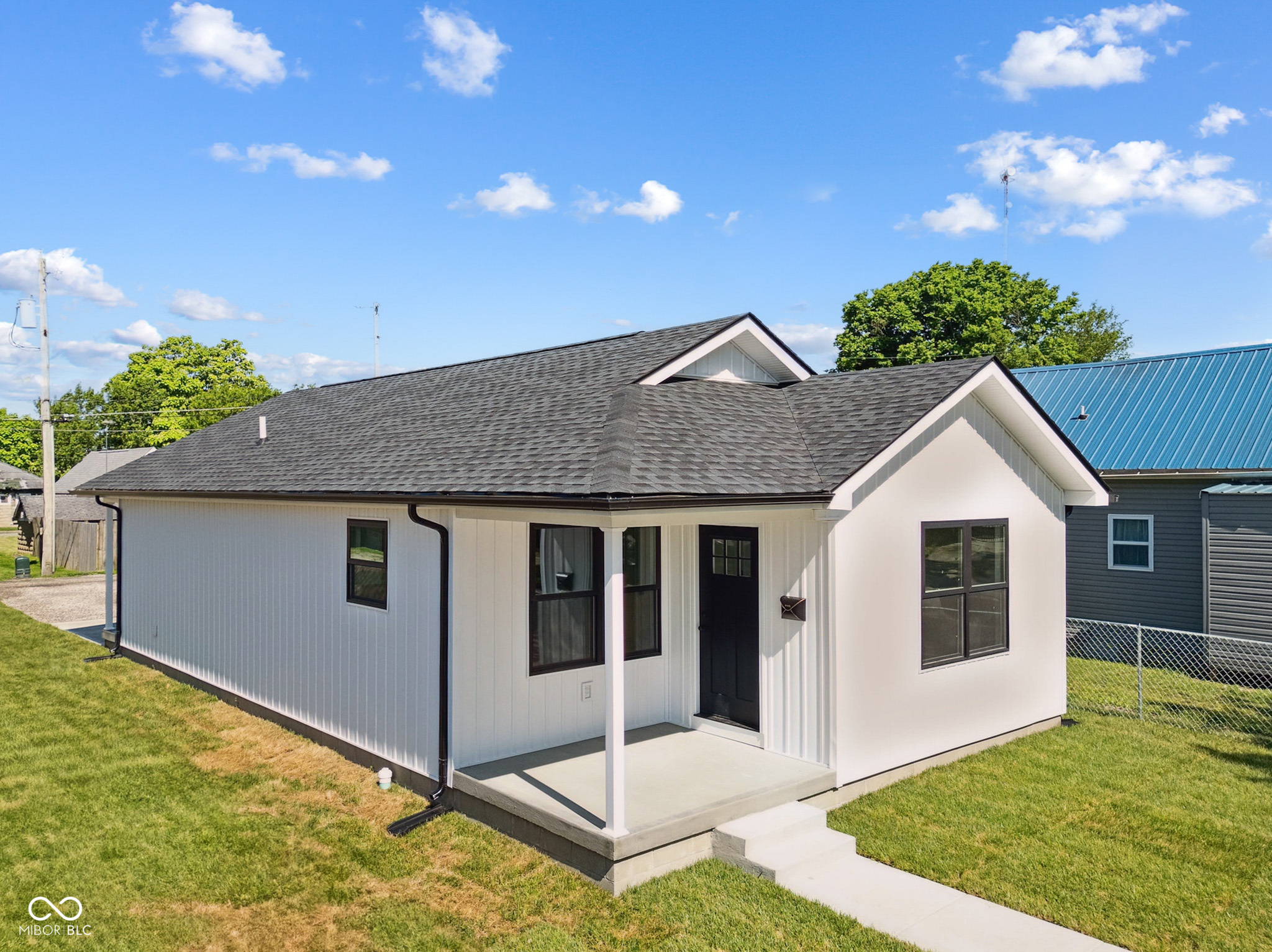 302 Highlawn Avenue