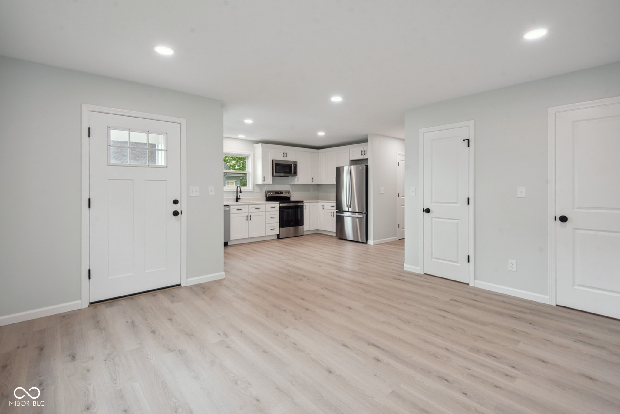302 Highlawn Avenue