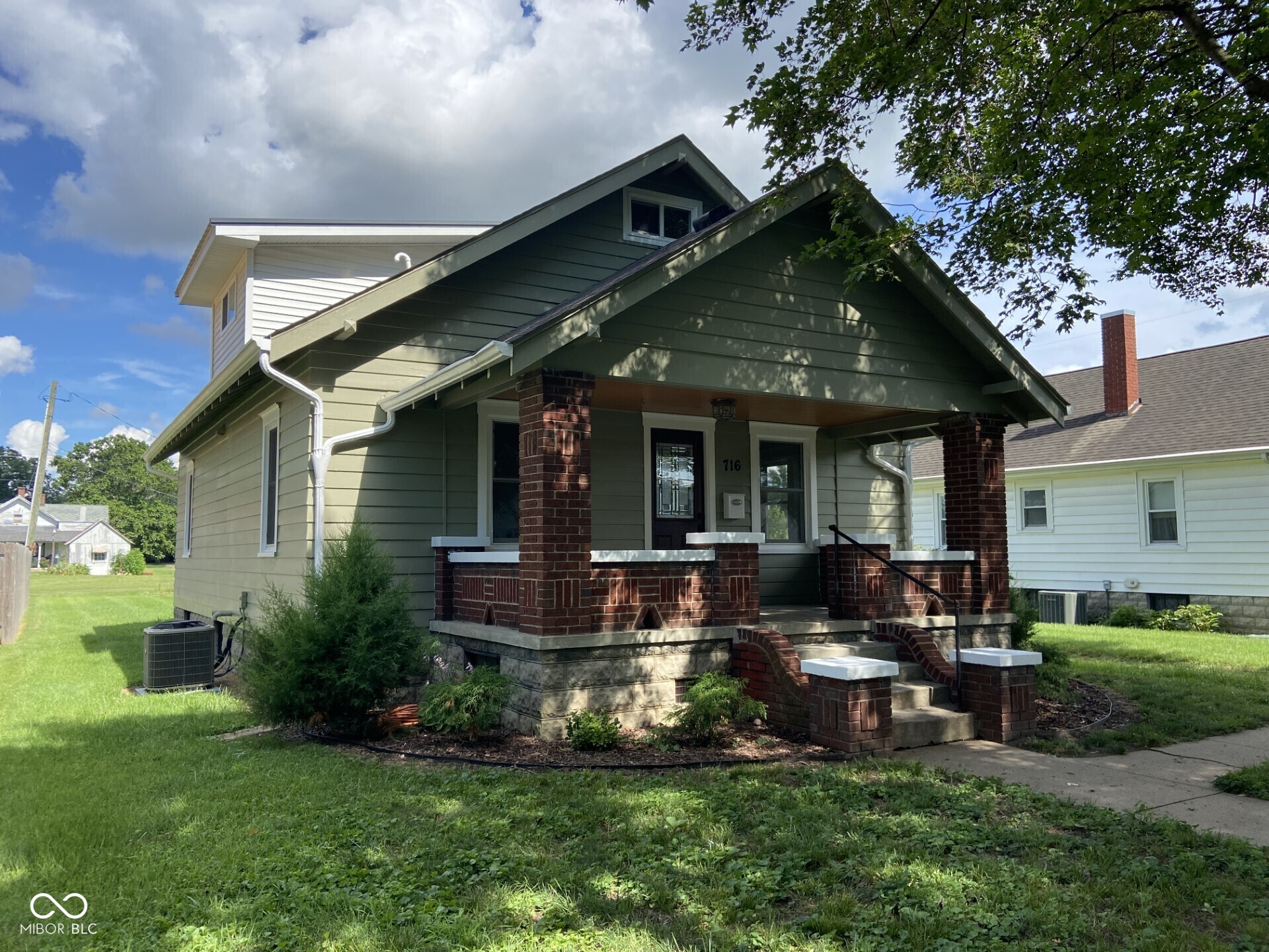 716 N Elm Street
