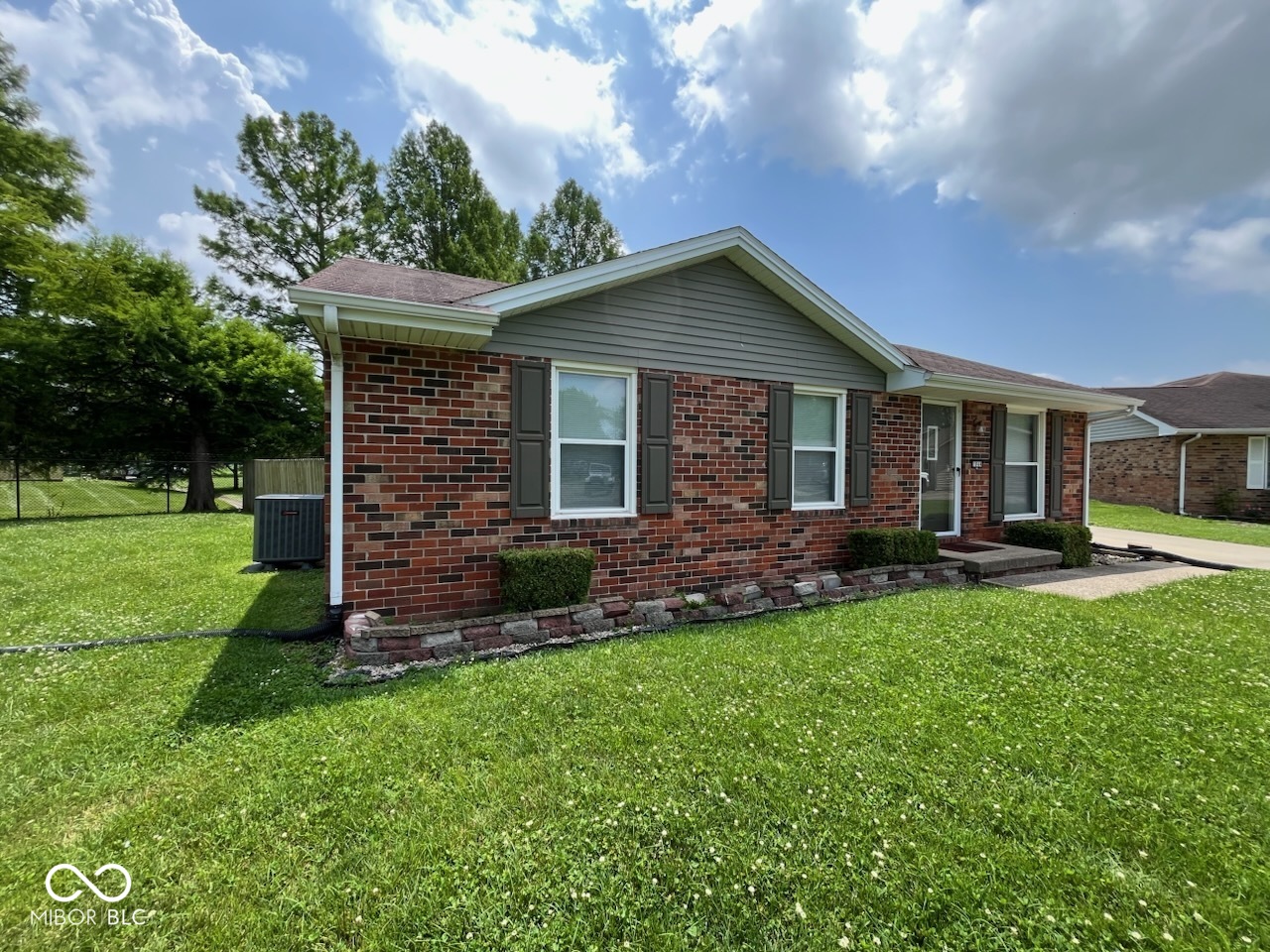 1044 Rebecca Court
