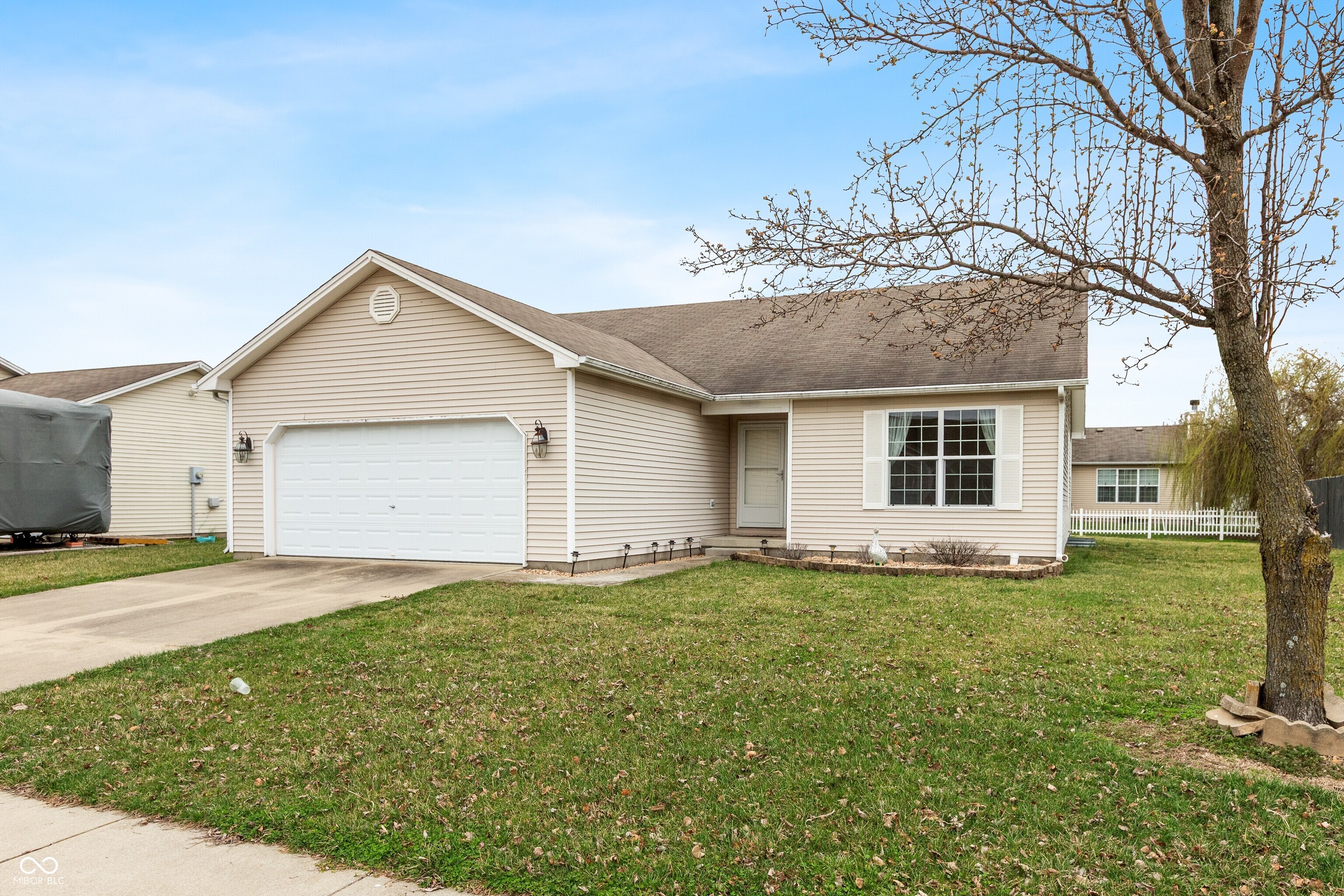 1123 Mockingbird Lane