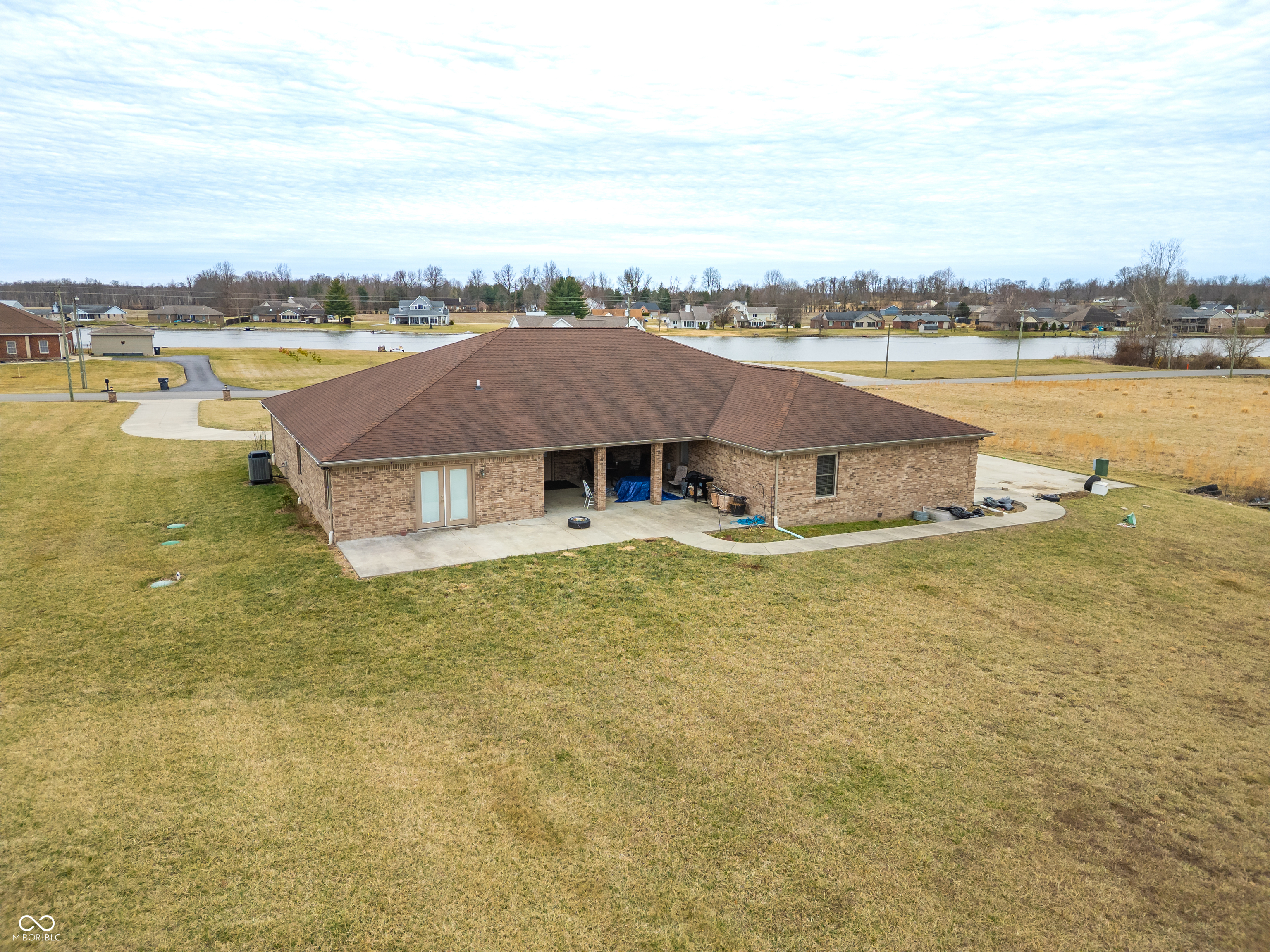 10446 E County Road 275 N